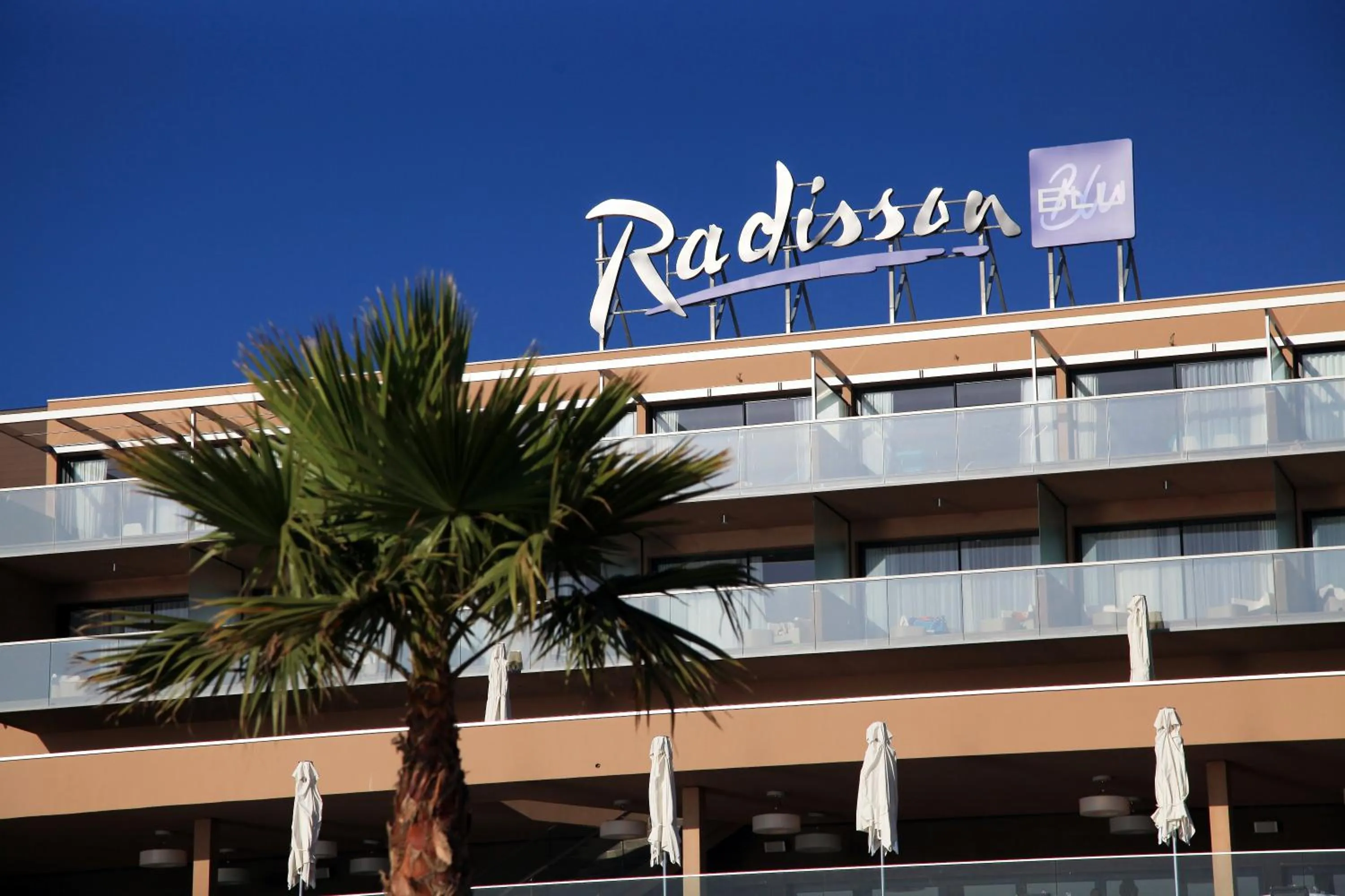 Facade/entrance in Radisson Blu Resort & Spa, Ajaccio Bay