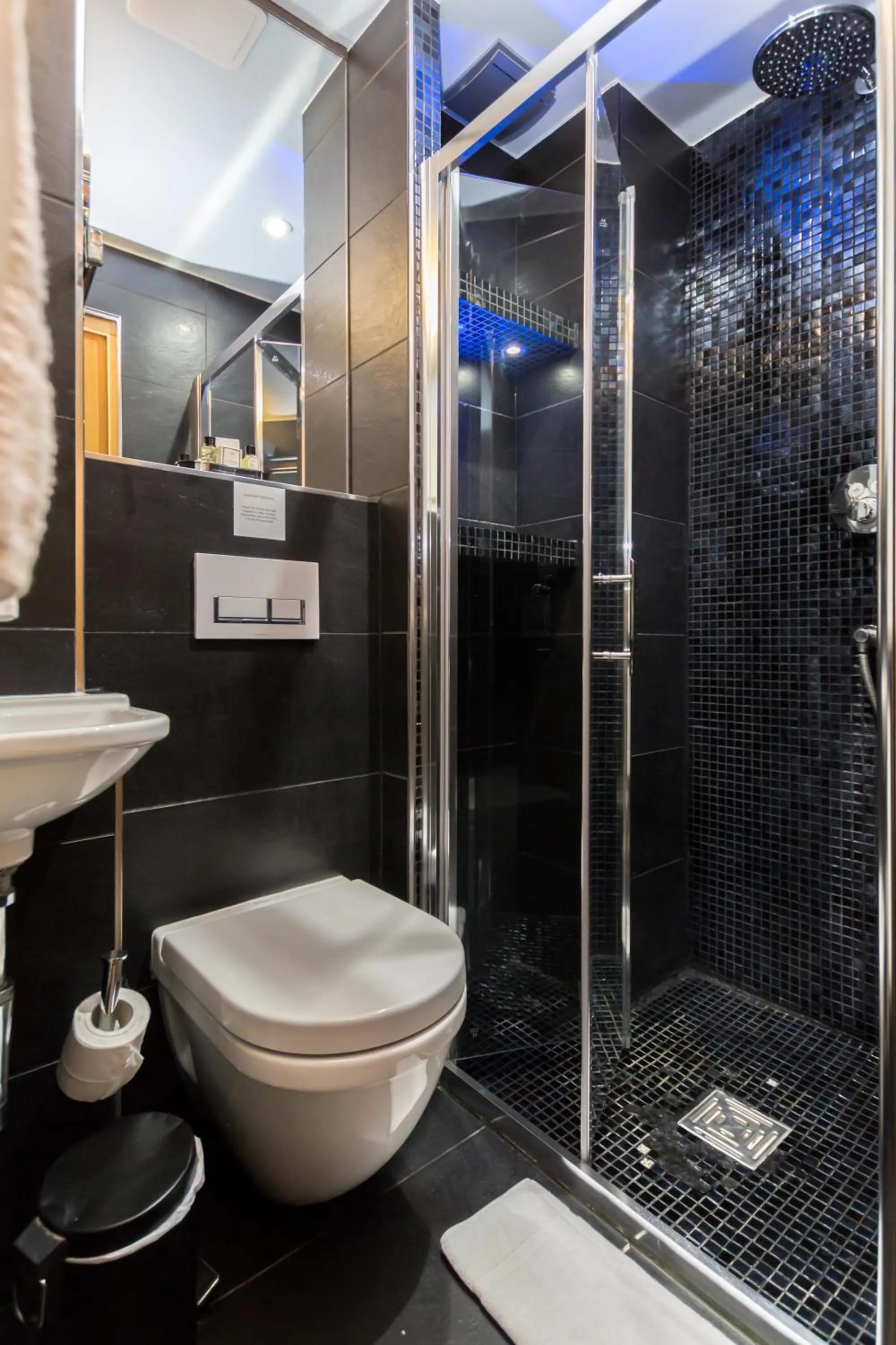 Bathroom in Arosfa Hotel London by Compass Hospitality