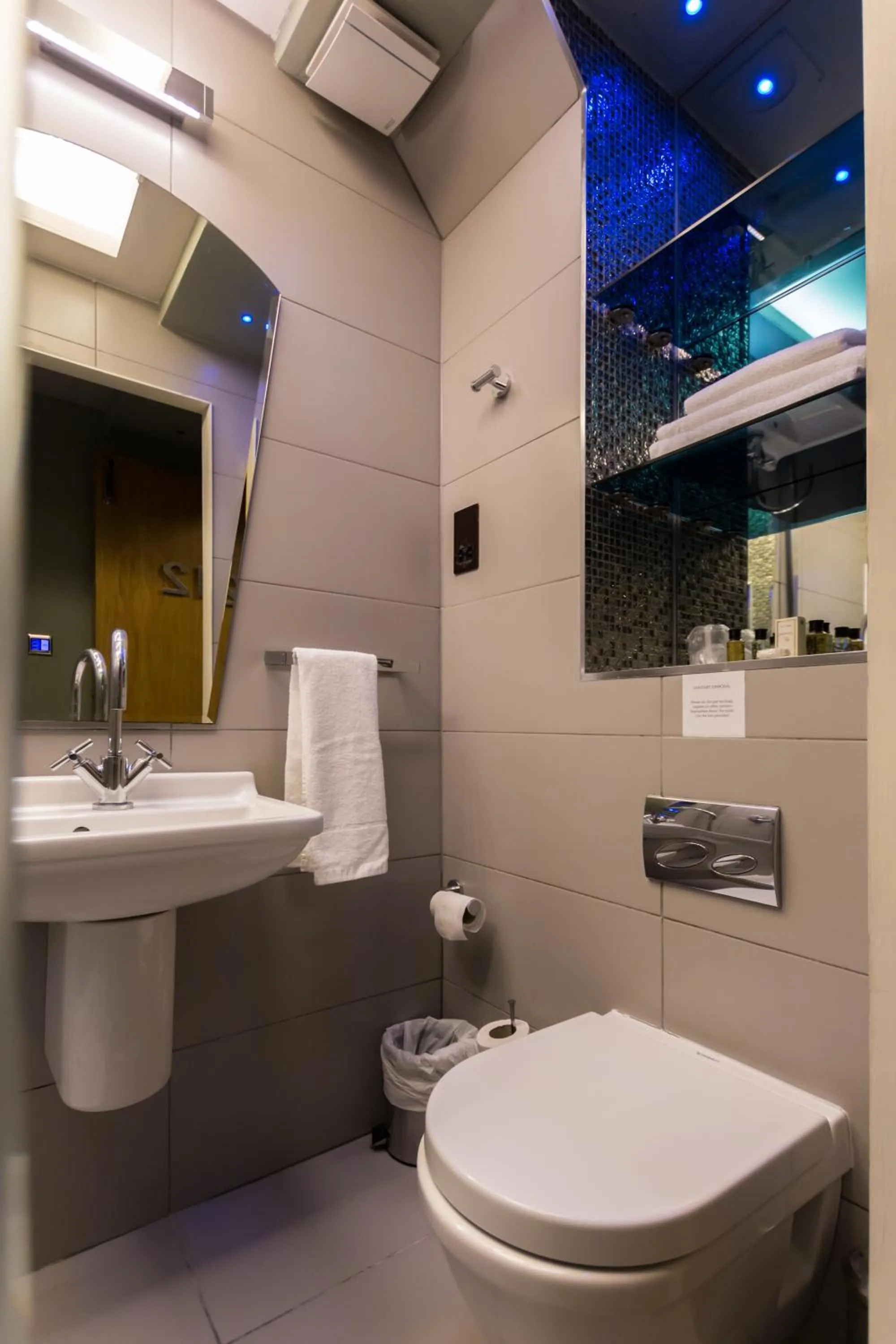 Bathroom in Arosfa Hotel London by Compass Hospitality
