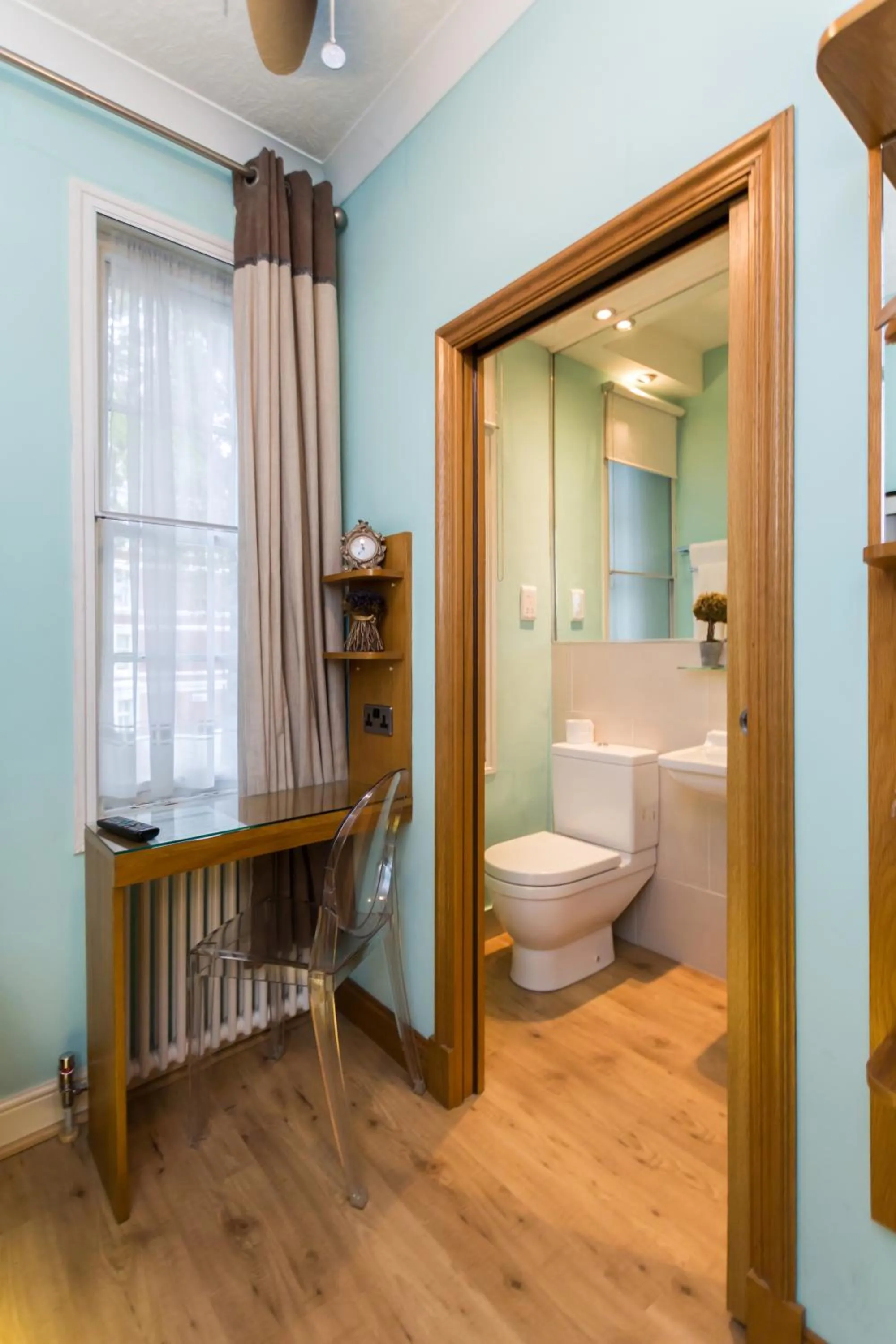 Bathroom in Arosfa Hotel London by Compass Hospitality