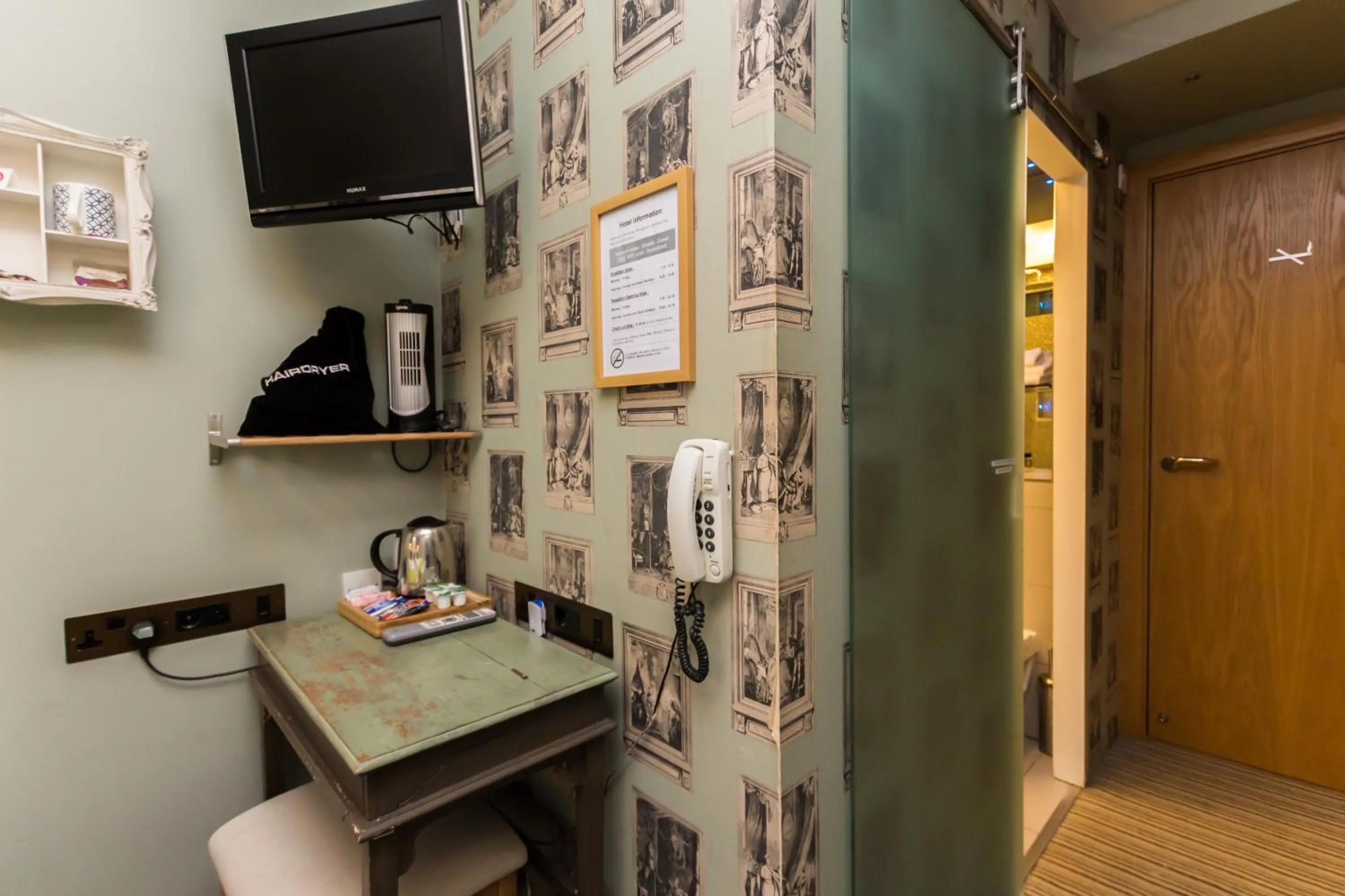 Bedroom in Arosfa Hotel London by Compass Hospitality