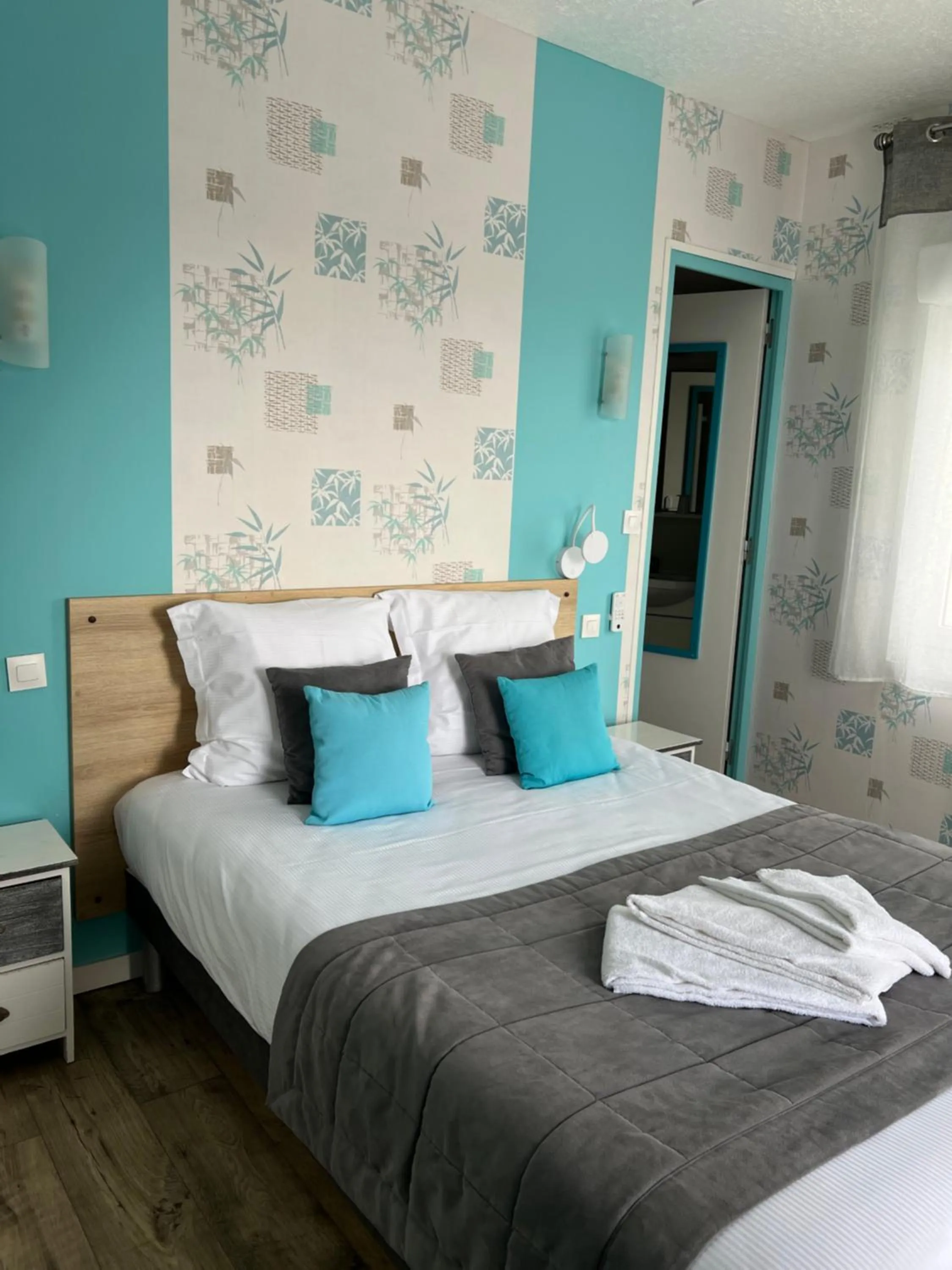 Bedroom, Bed in Au Petit Bonheur