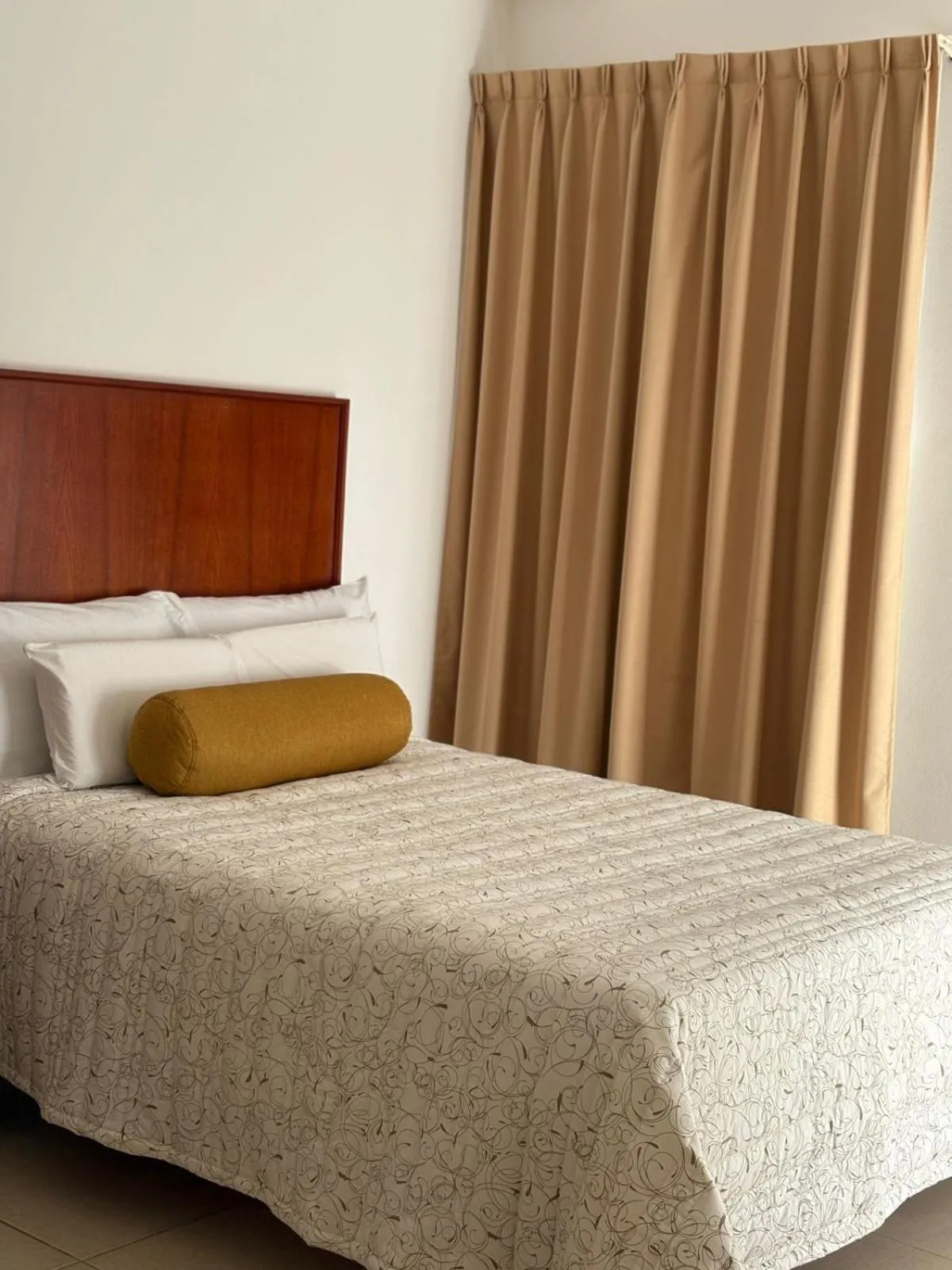 Bed in Hotel Santiago