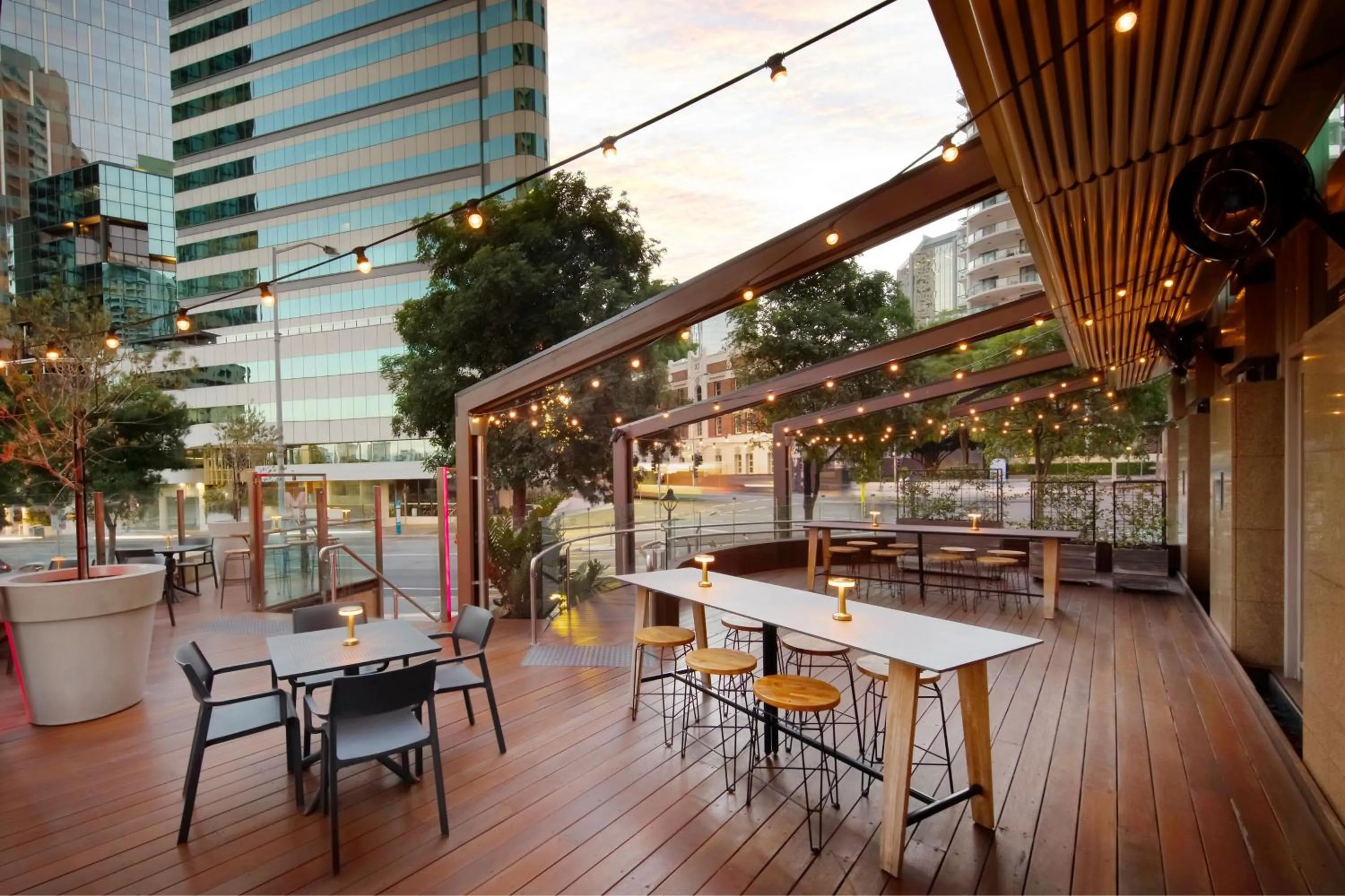 Restaurant/places to eat in Brisbane Marriott Hotel