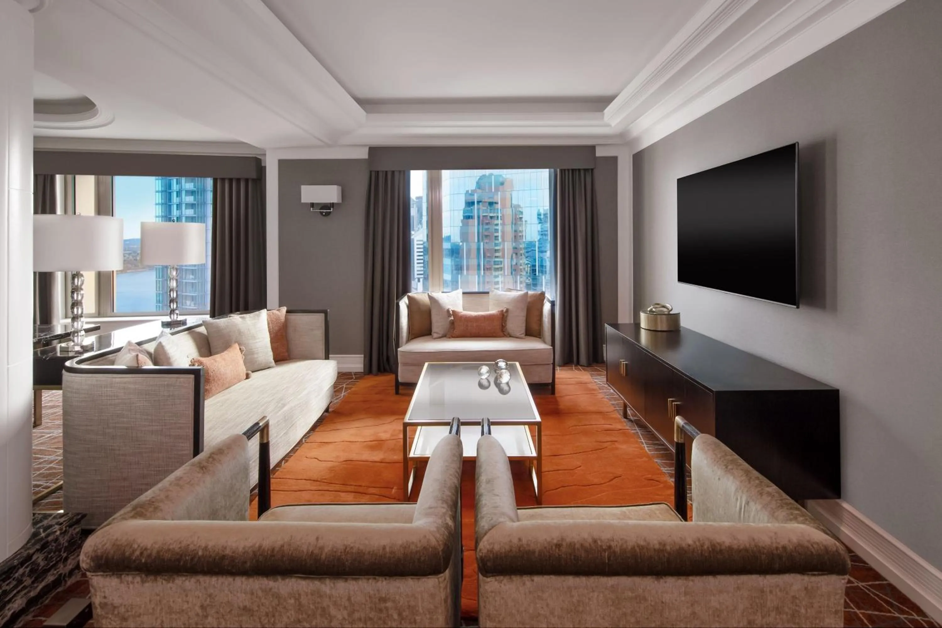 Living room, Bed in Brisbane Marriott Hotel