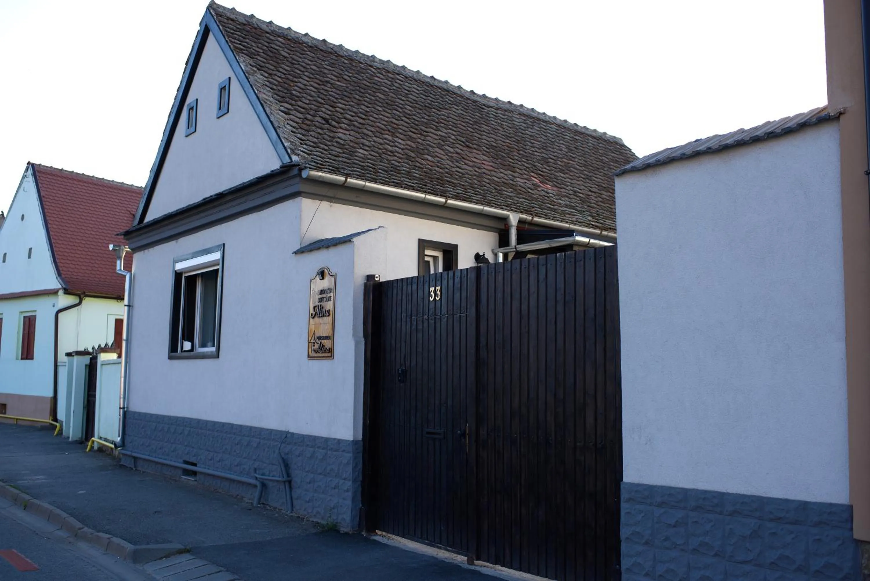 Property building in Pensiunea Alina "Adults Only"