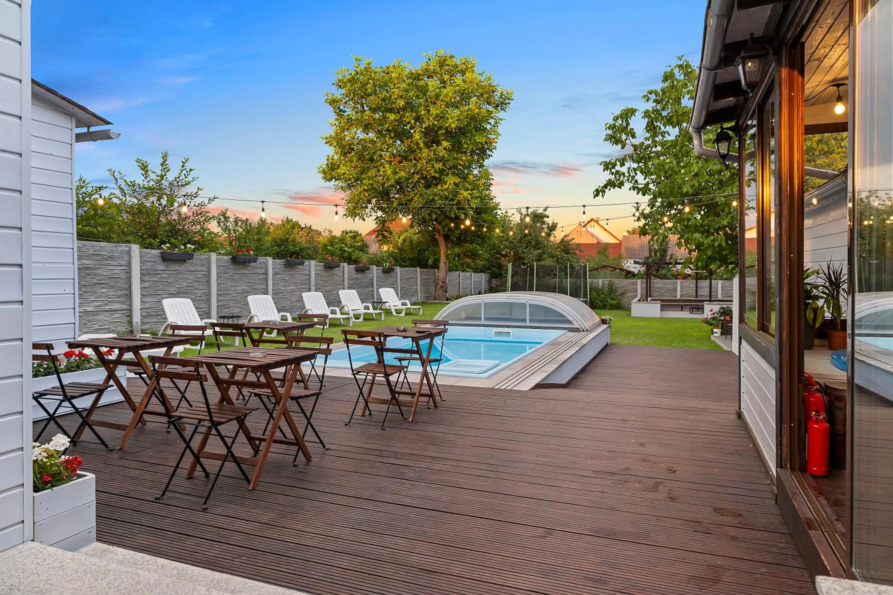 Swimming pool in Pensiunea Alina "Adults Only"