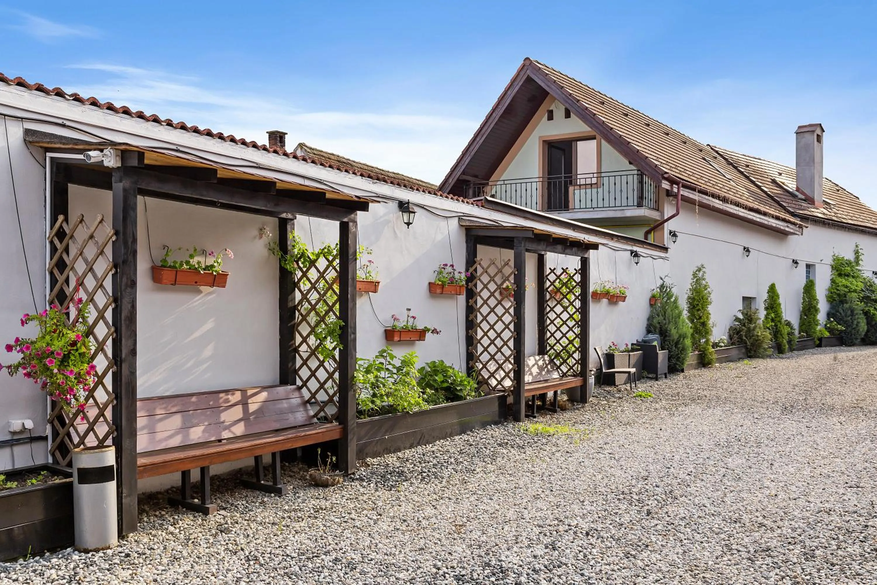 Property building in Pensiunea Alina "Adults Only"