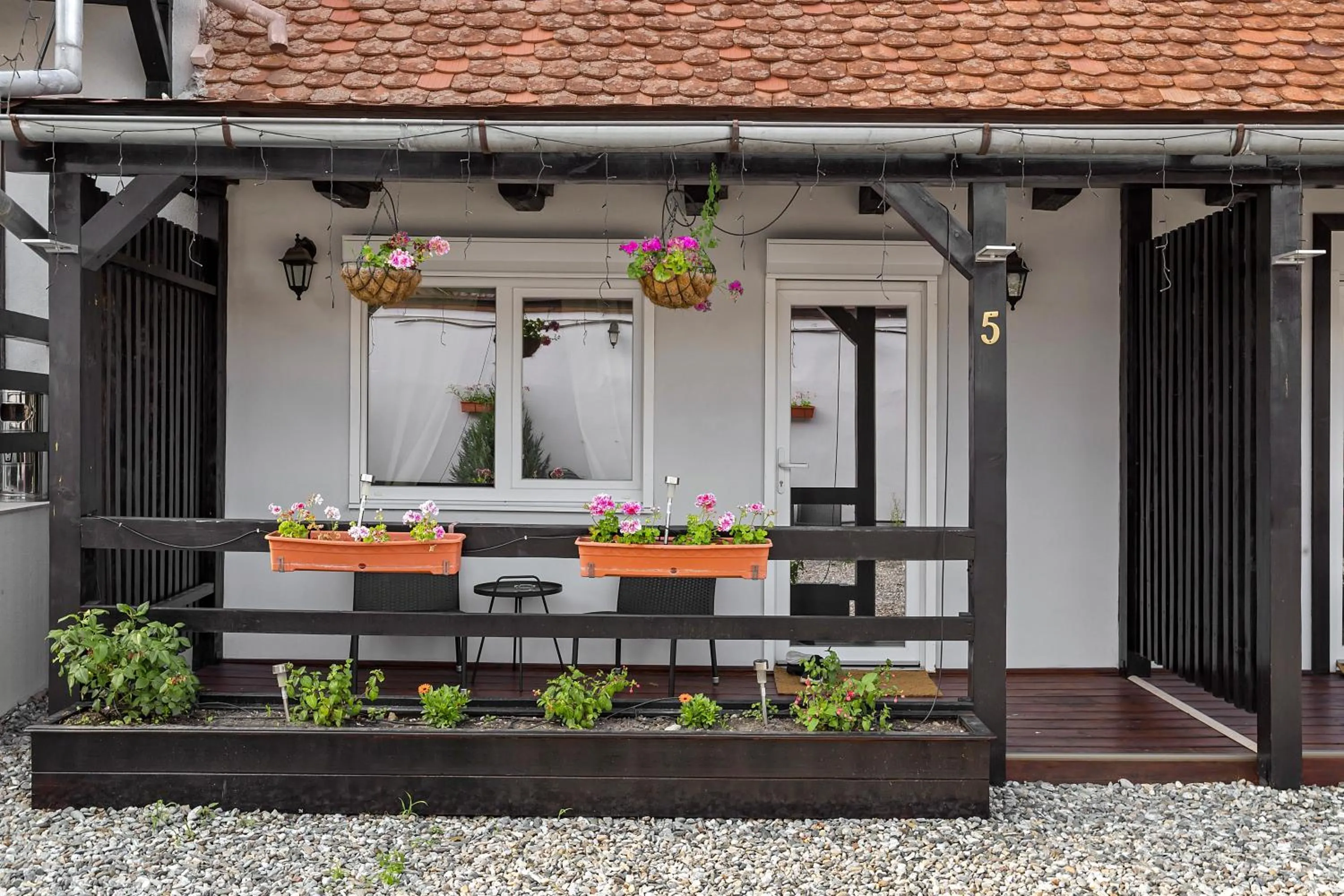 Property building in Pensiunea Alina "Adults Only"