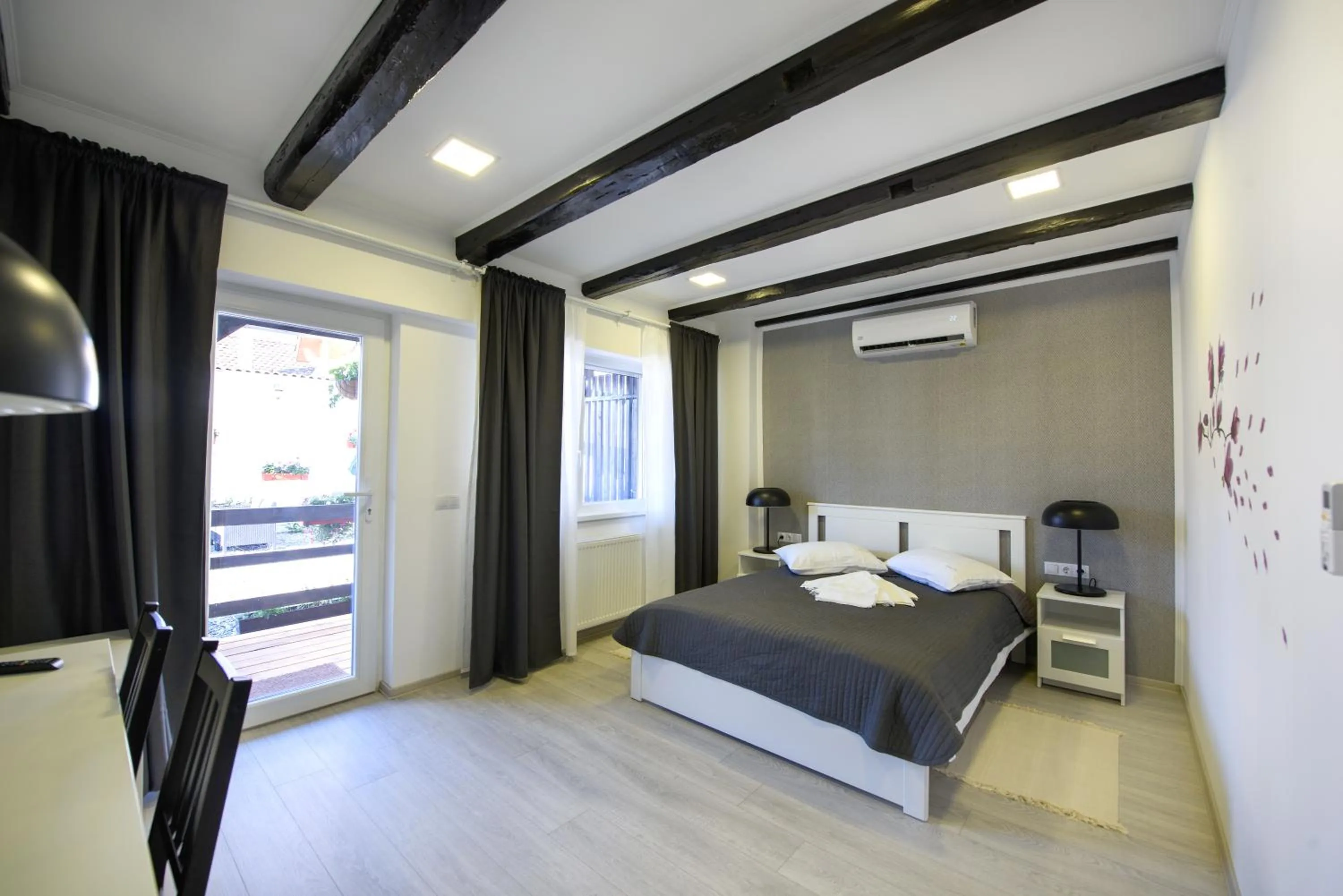 Photo of the whole room, Bed in Pensiunea Alina "Adults Only"