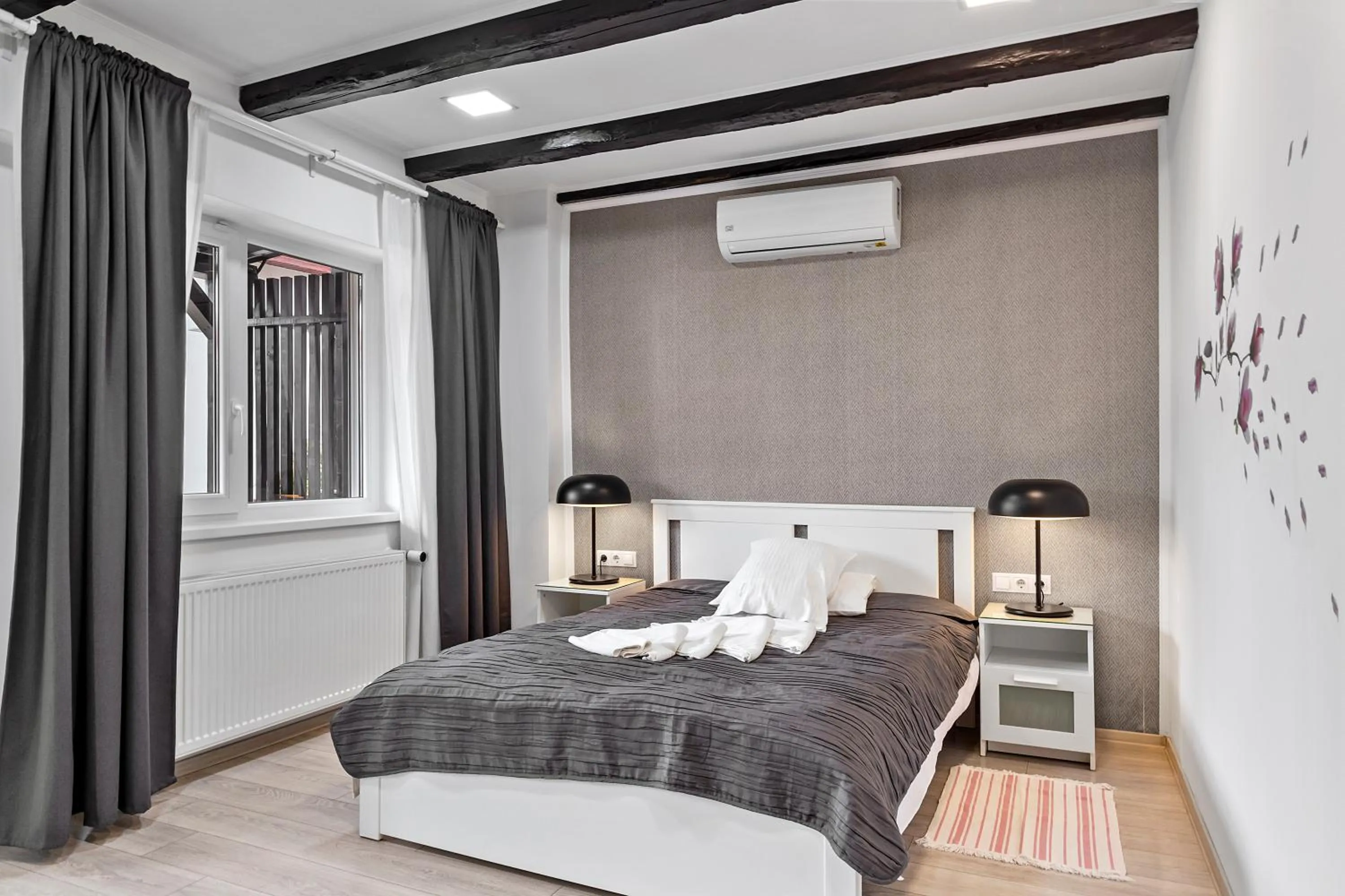 Property building, Bed in Pensiunea Alina "Adults Only"