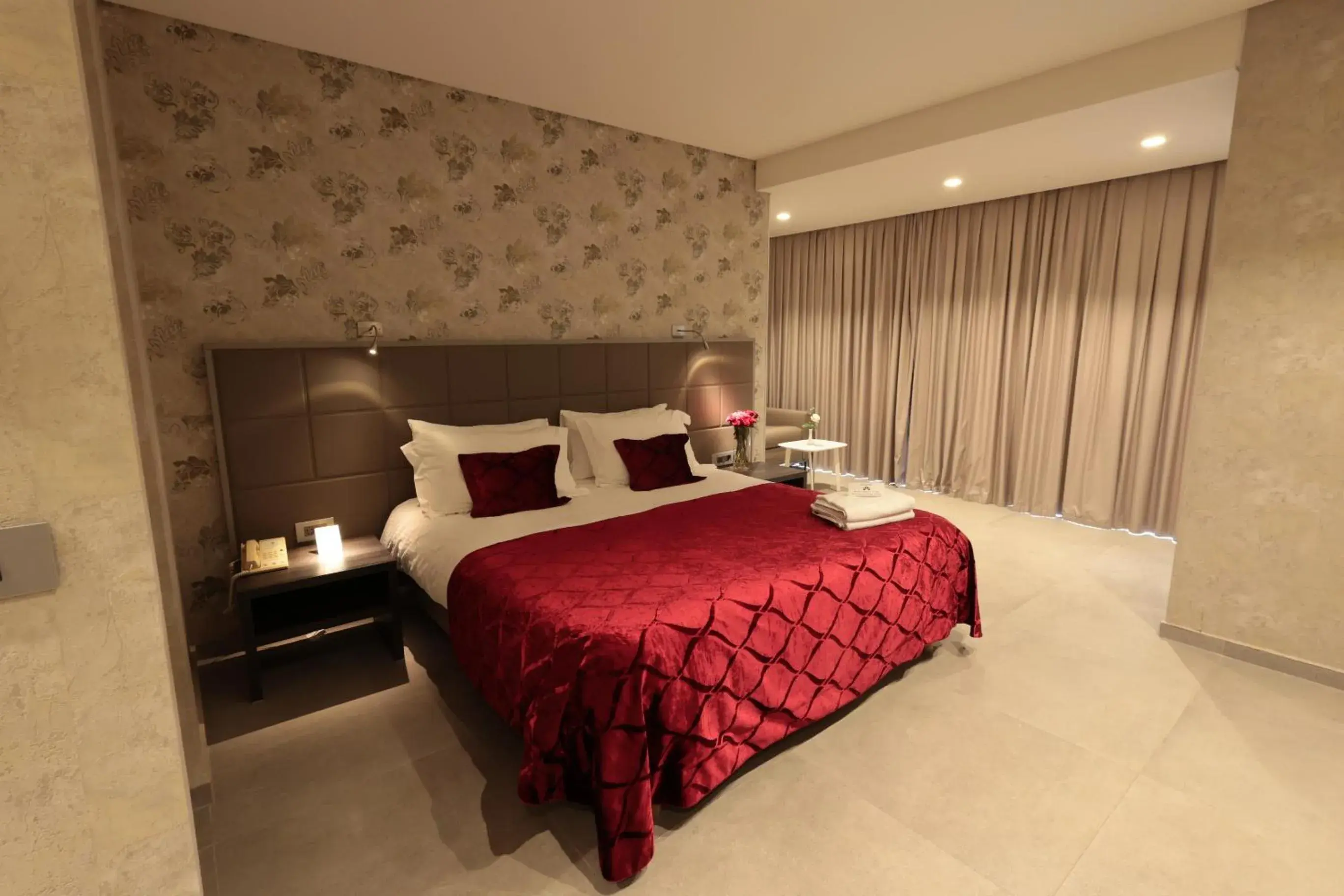 Deluxe Room in Monteverde Hotel Deluxe Room in Monteverde Hotel