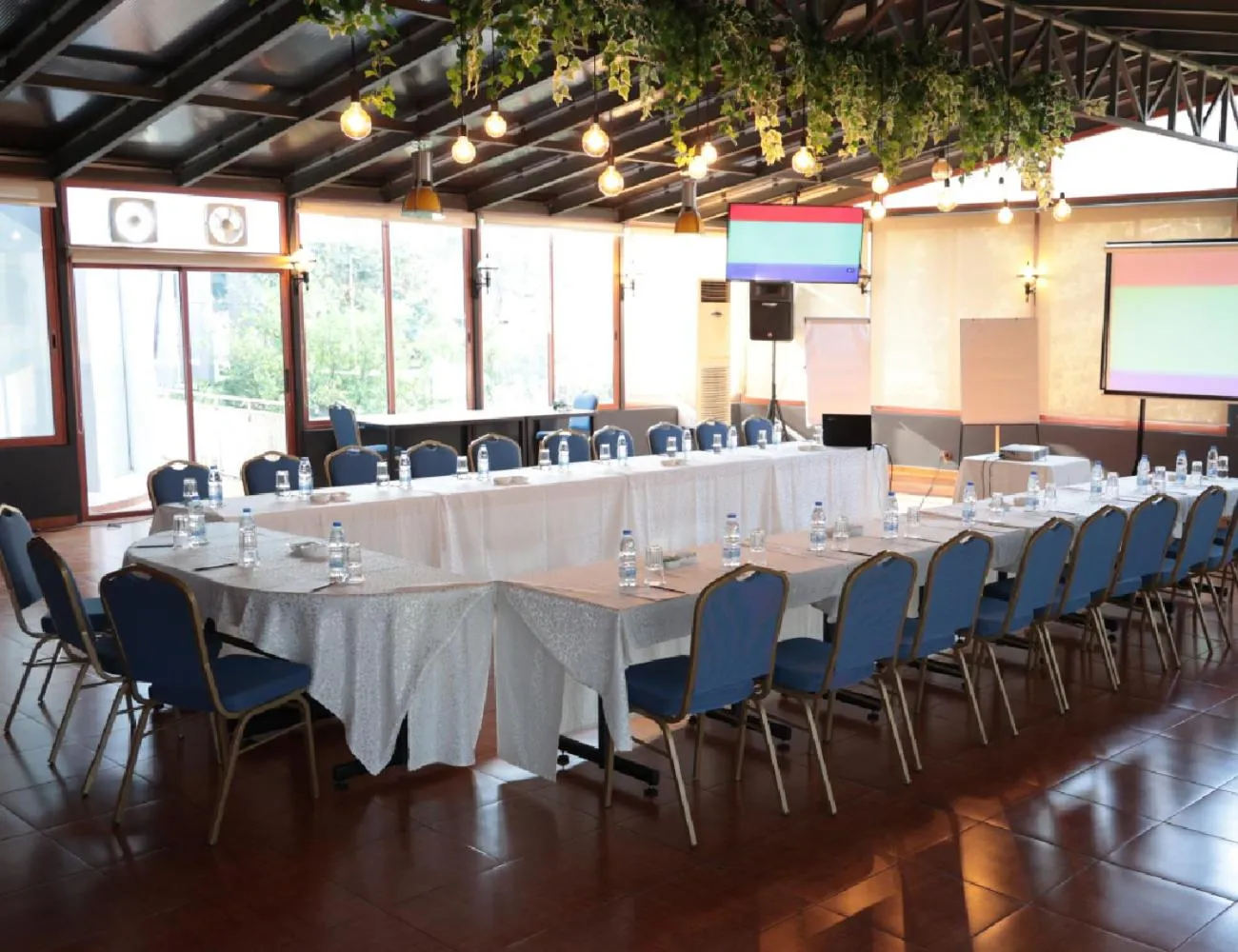 Meeting/conference room in Monteverde Hotel