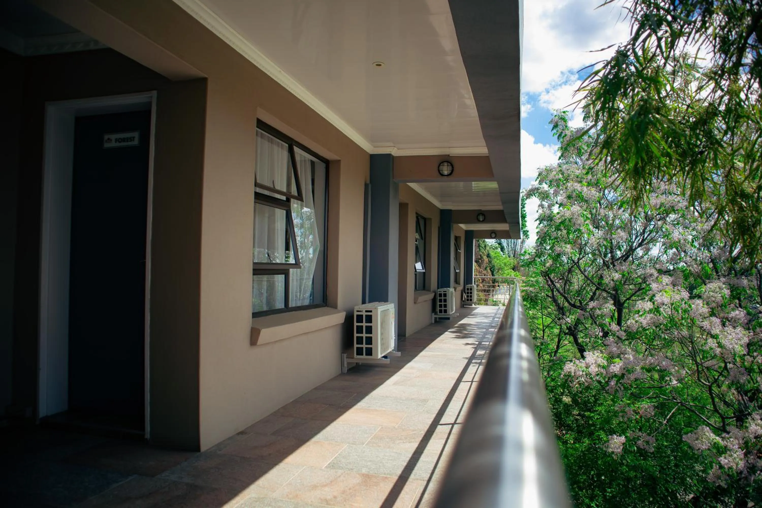 Balcony/Terrace in Noble Hearts Bed & Breakfast