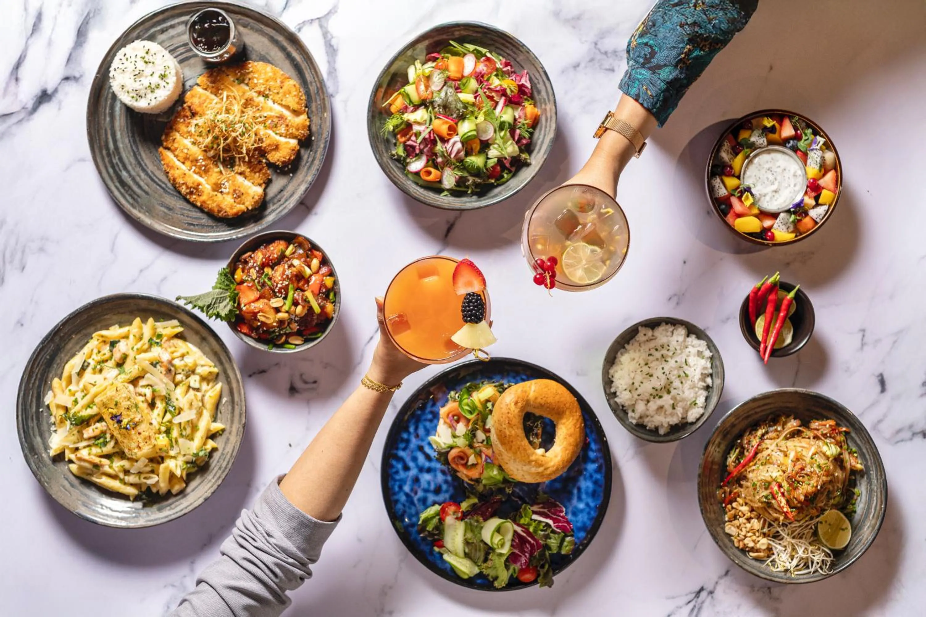 Restaurant/places to eat in Grand Millennium Al Wahda Executive Apartments