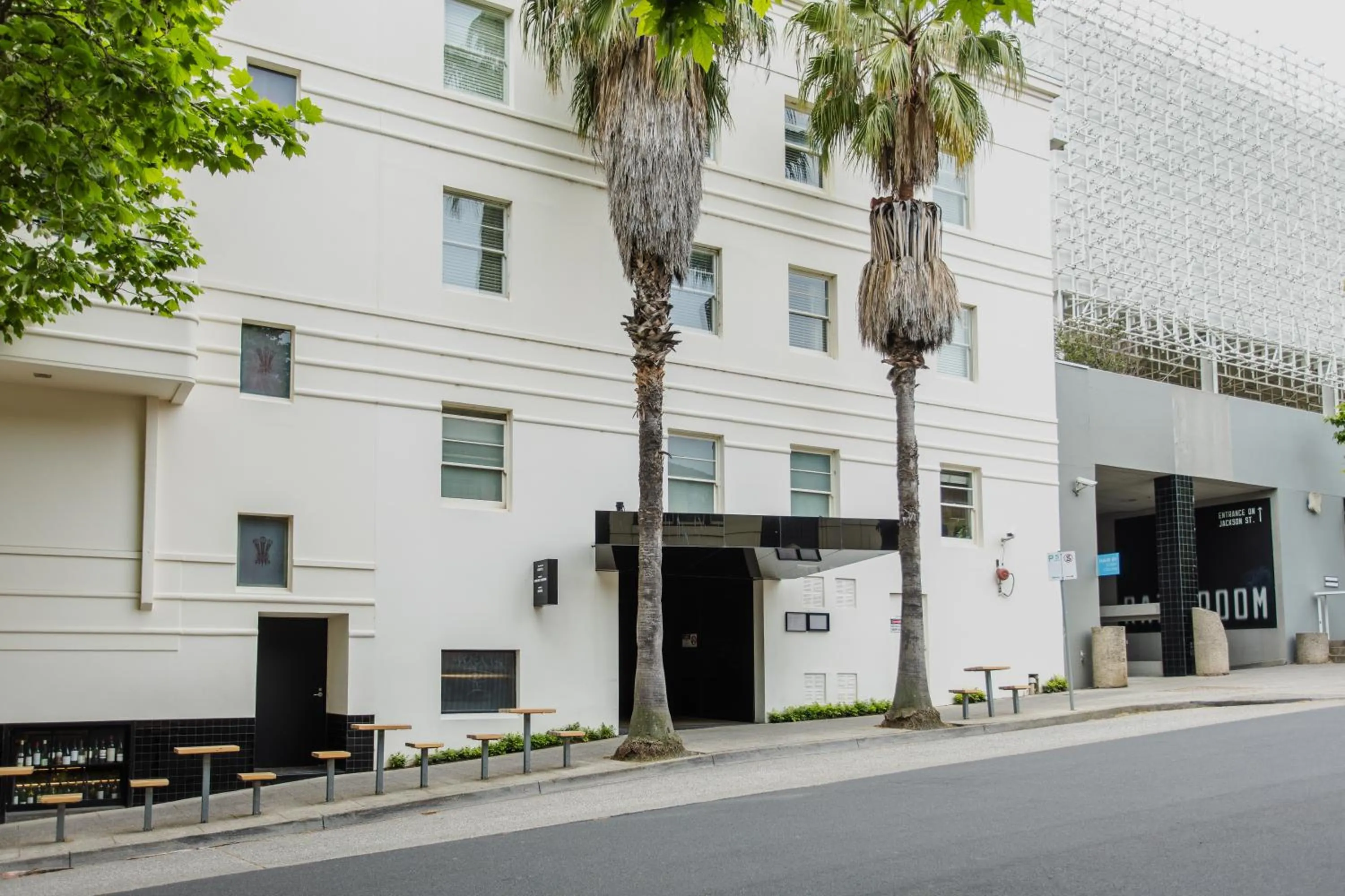 Facade/entrance in The Prince