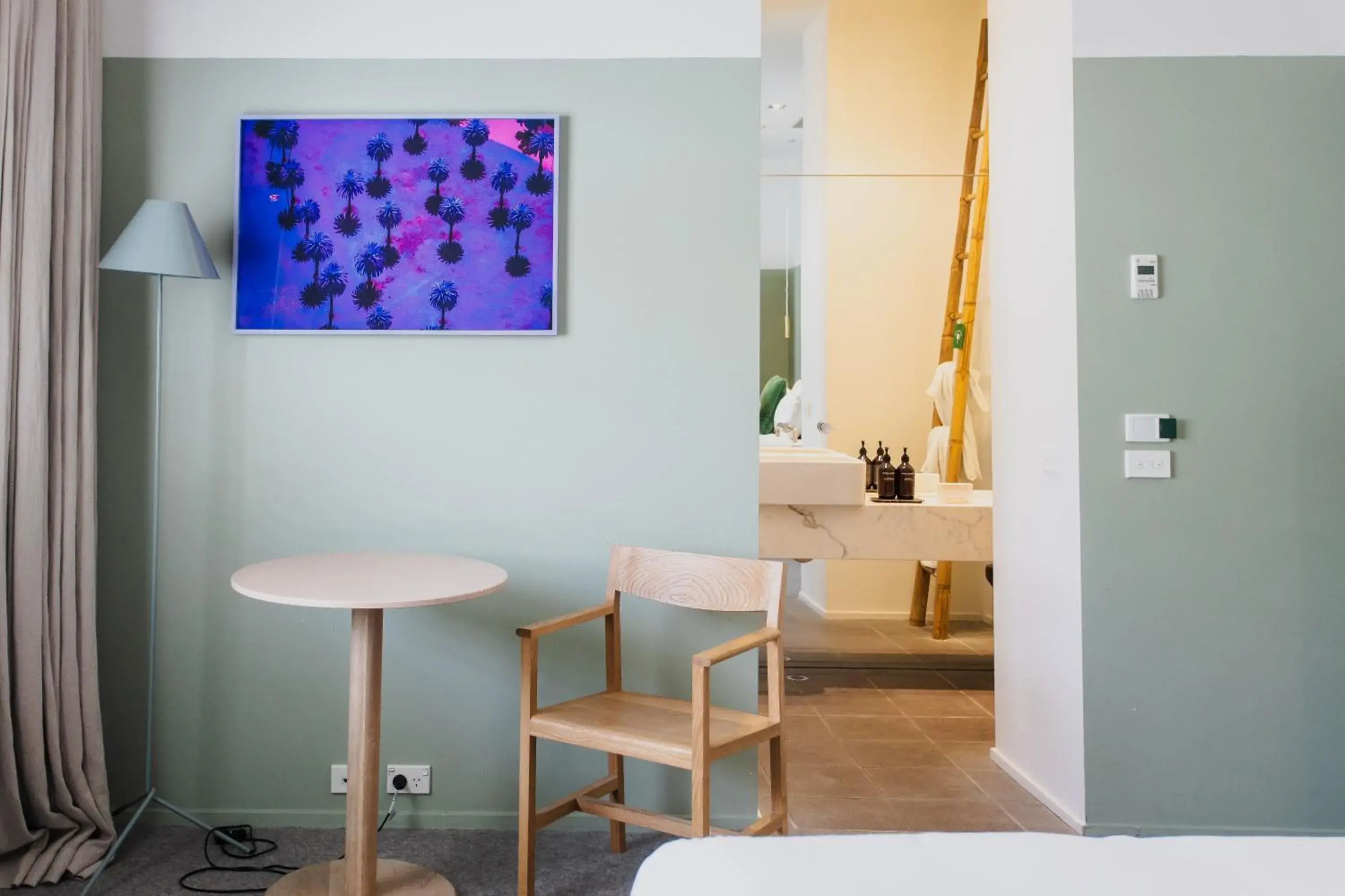 Deluxe Queen Room - single occupancy in The Prince Deluxe Queen Room - single occupancy in The Prince