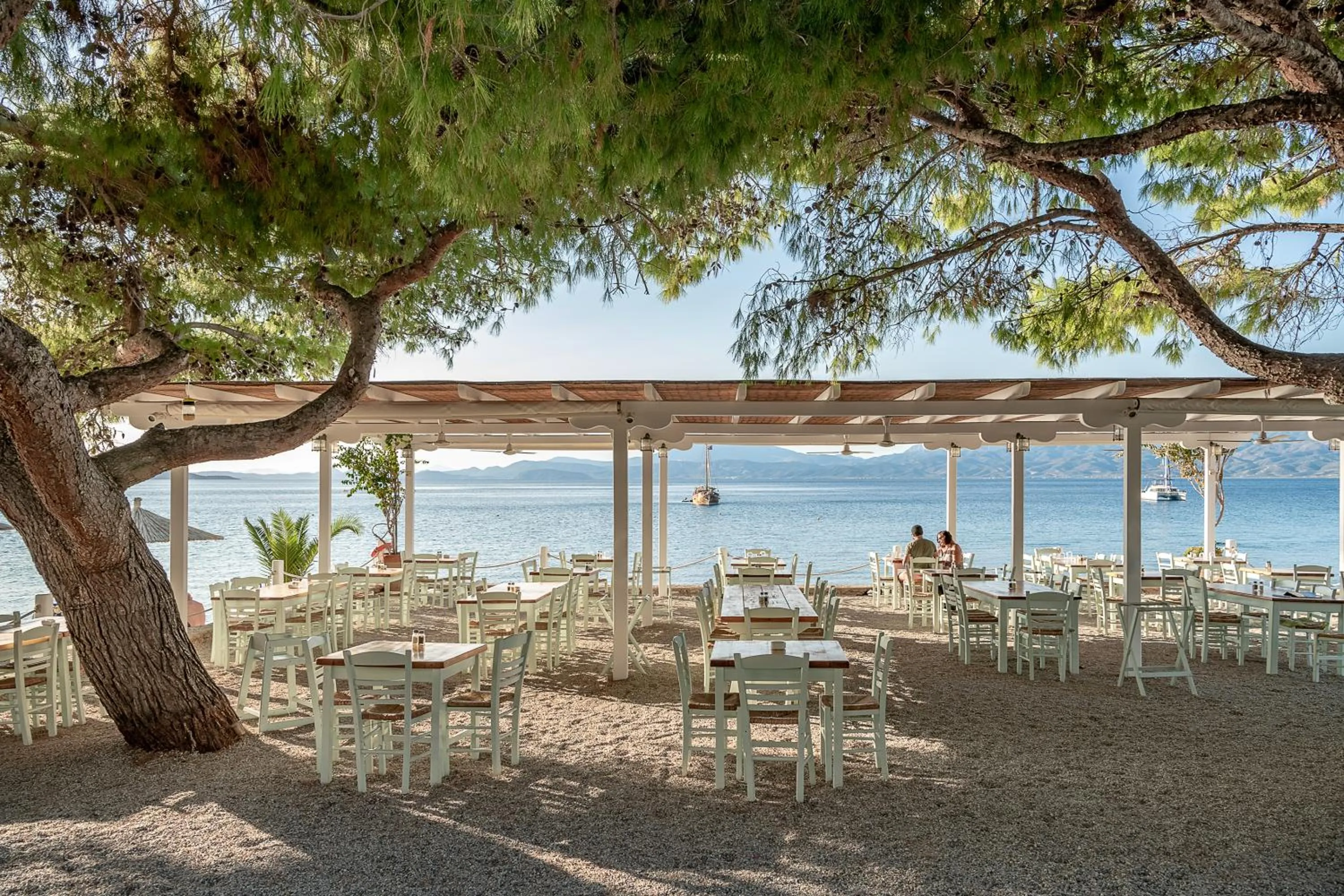 Restaurant/places to eat in Bellevalia Hydra