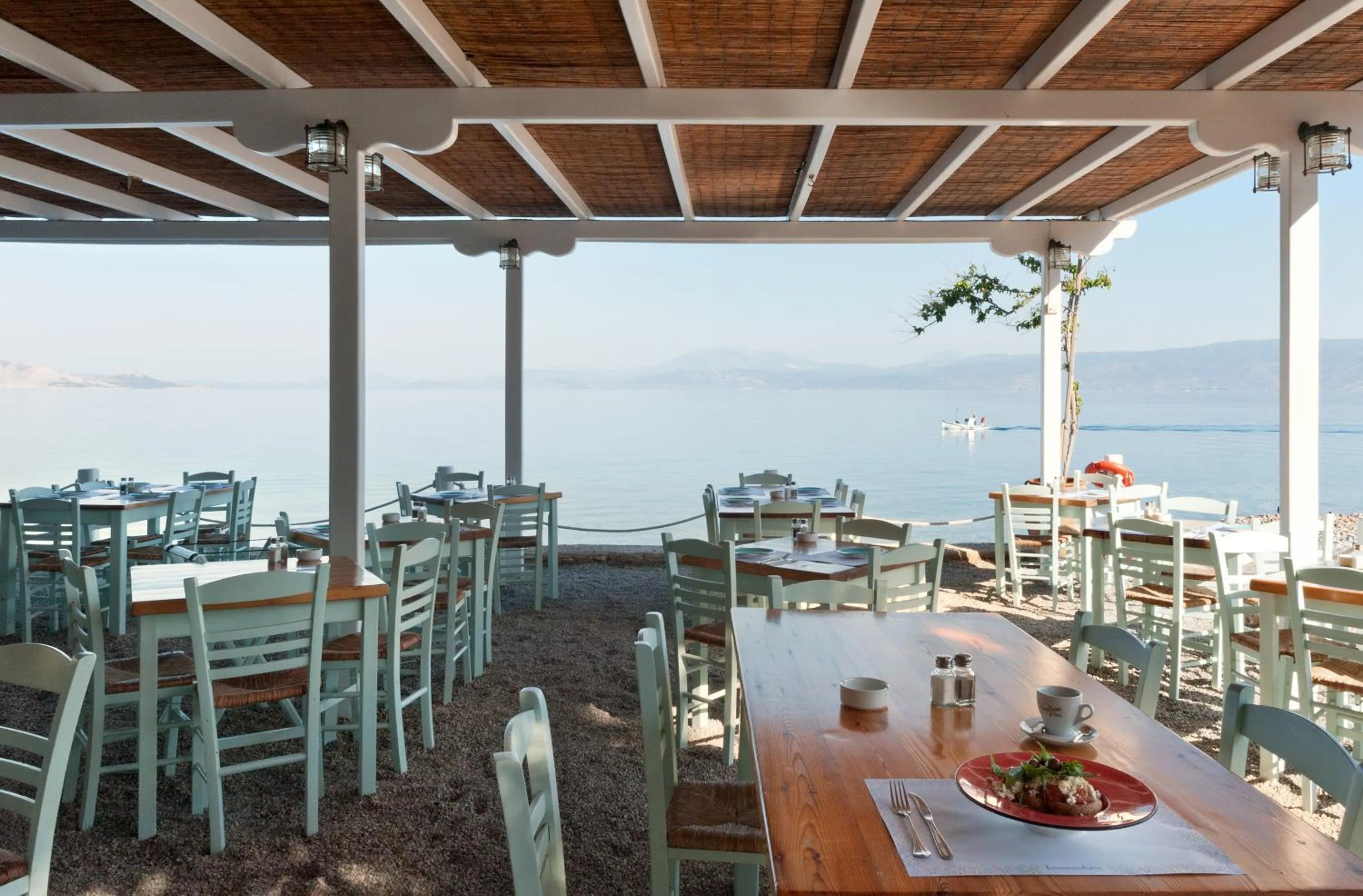 Restaurant/places to eat in Bellevalia Hydra