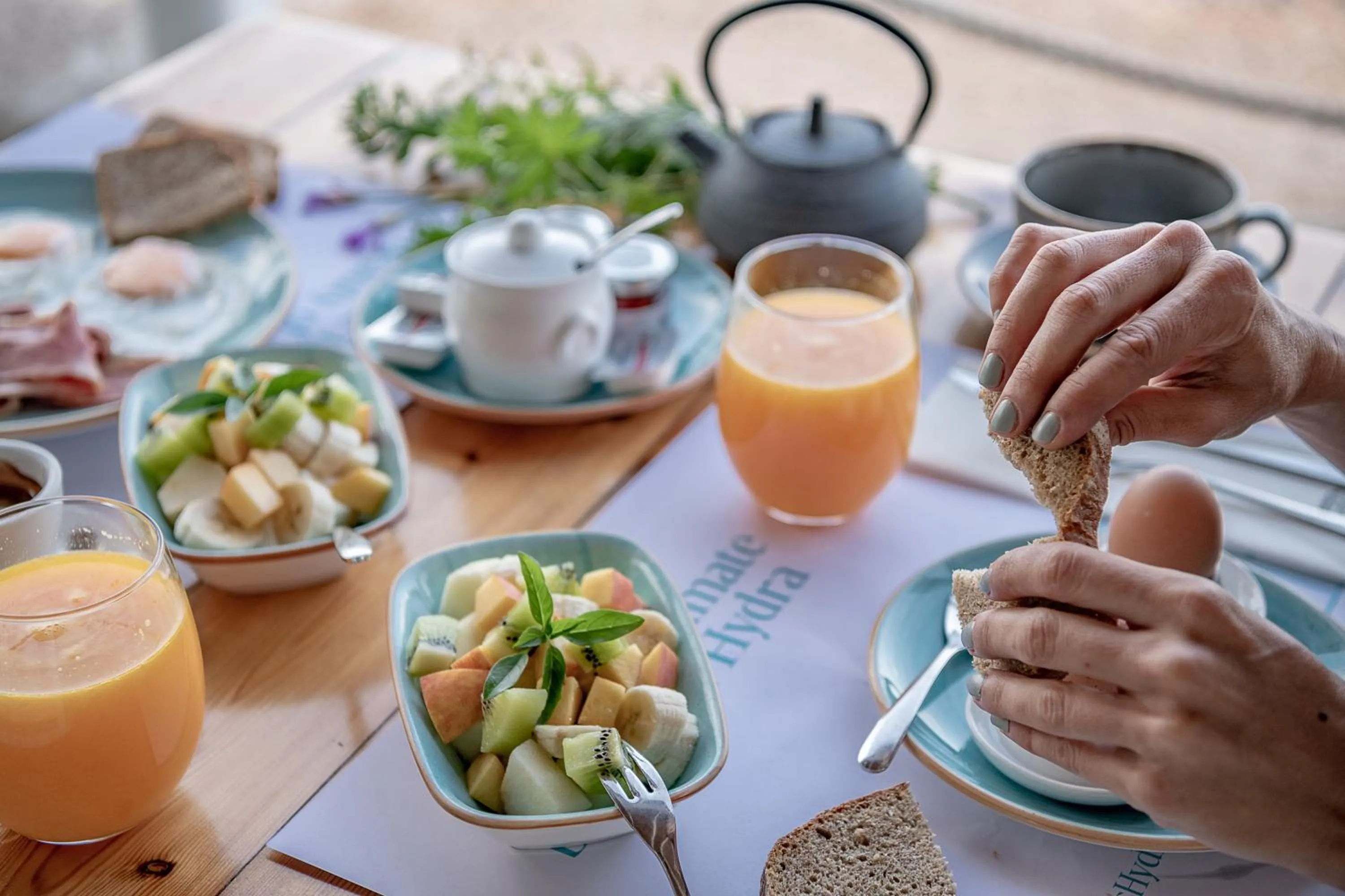 Restaurant/places to eat in Bellevalia Hydra