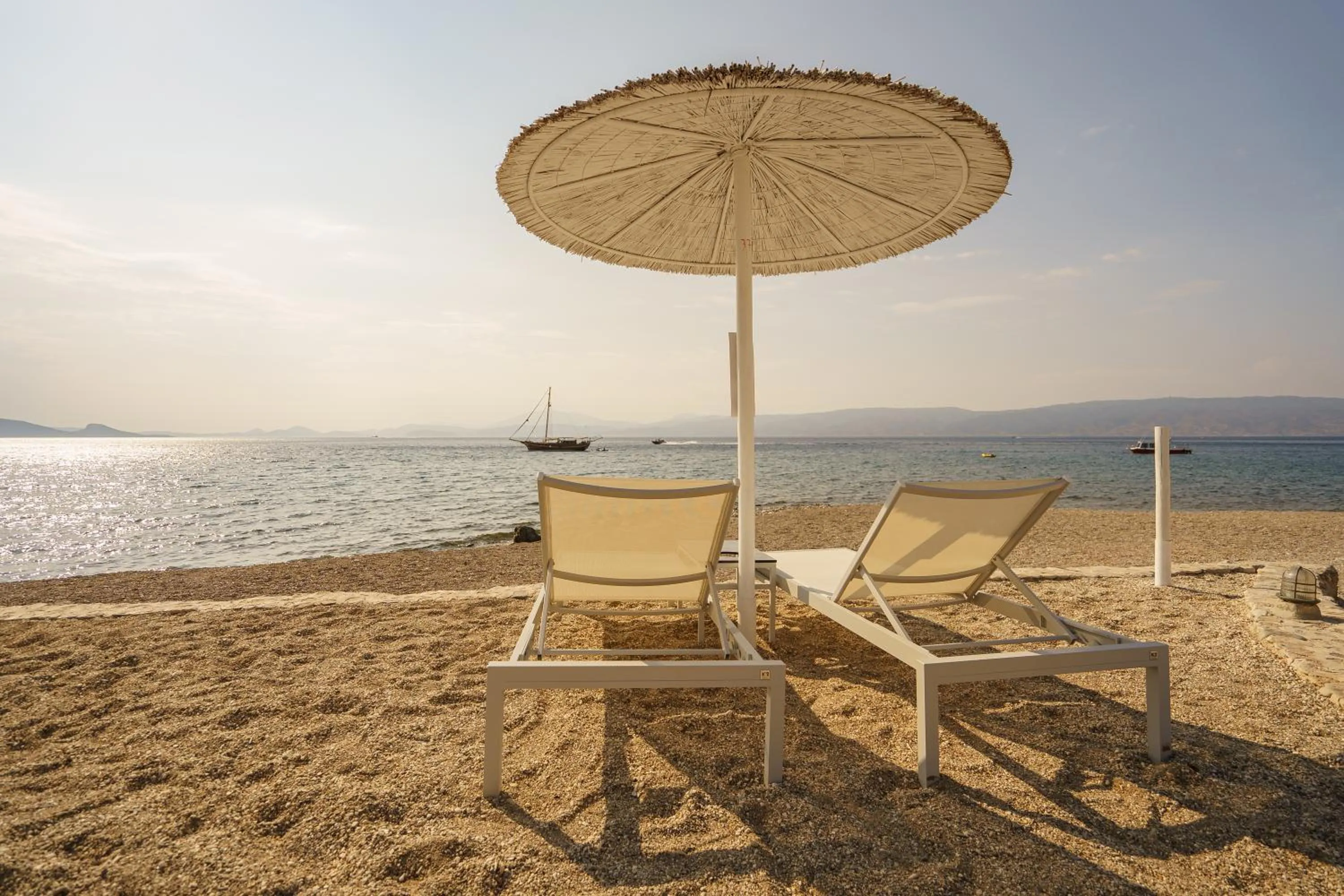 Beach in Bellevalia Hydra