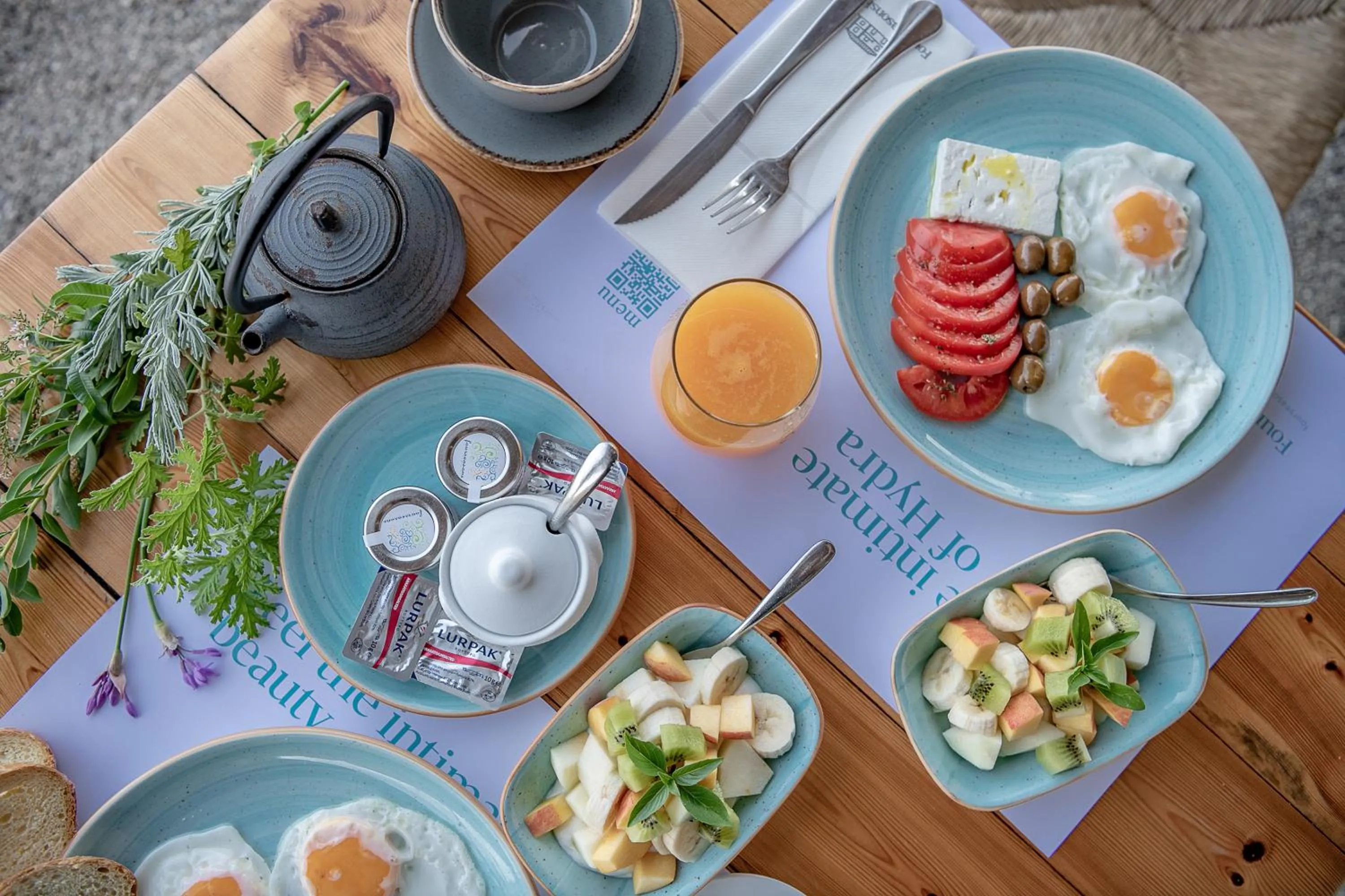 Restaurant/places to eat in Bellevalia Hydra