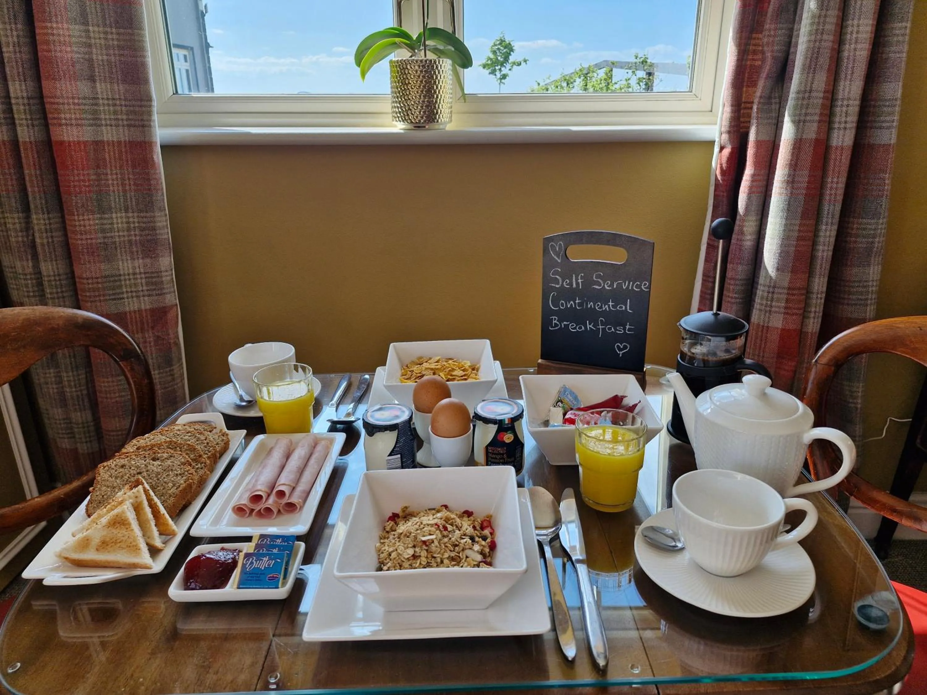 Continental breakfast in The Brown Hen Guest Accommodation