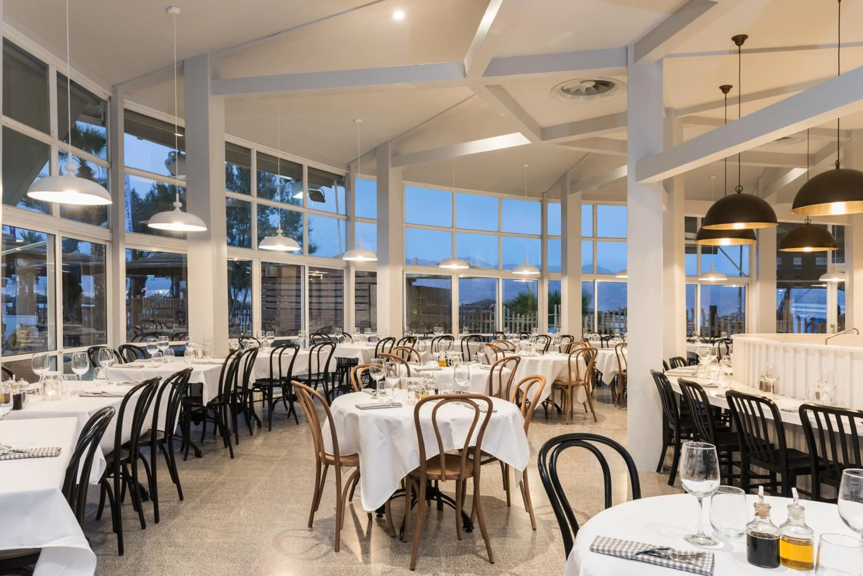 Restaurant/places to eat in U Coral Beach Club Eilat – Ultra All inclusive