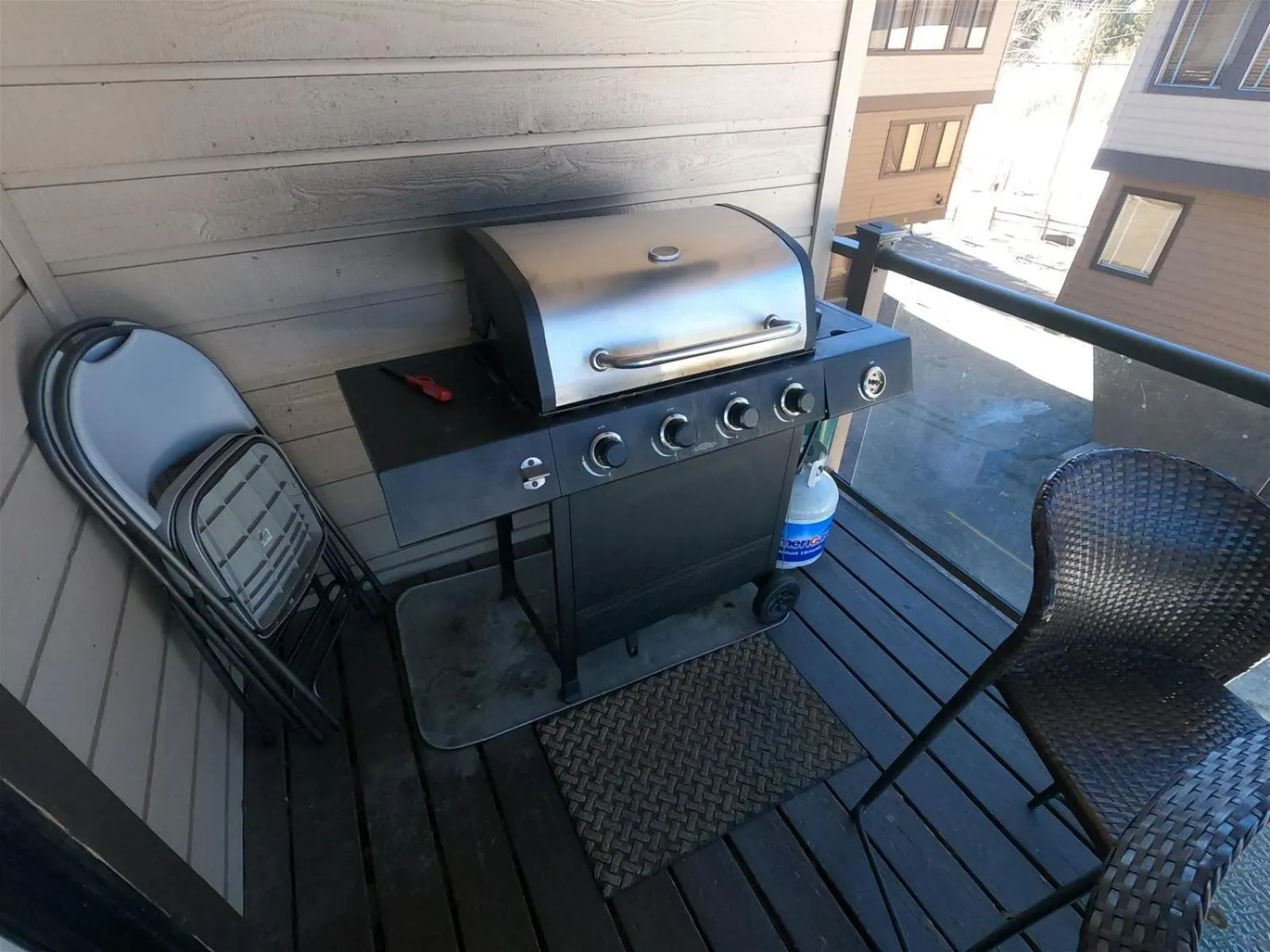 Property building in Rr-edgewater08