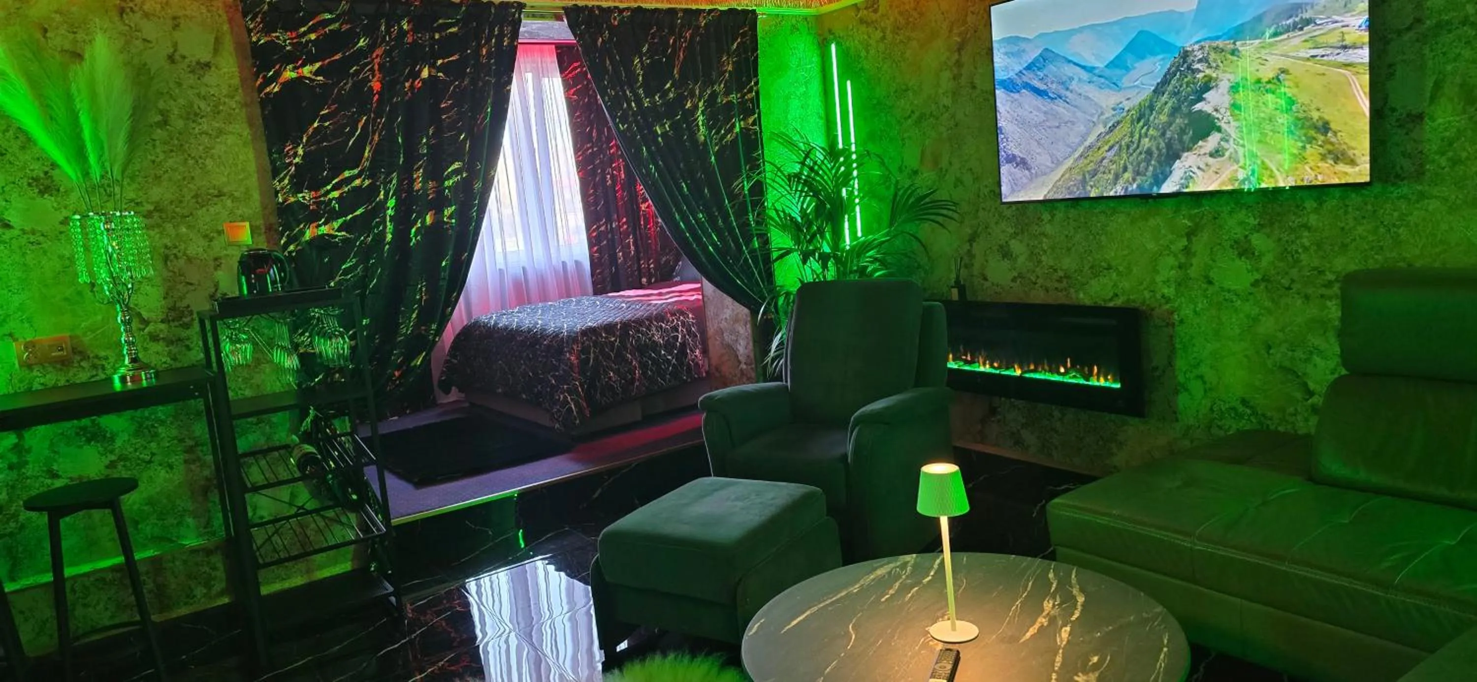 Communal lounge/ TV room in ZAJAZD ALBATROS Rzeszów SPA