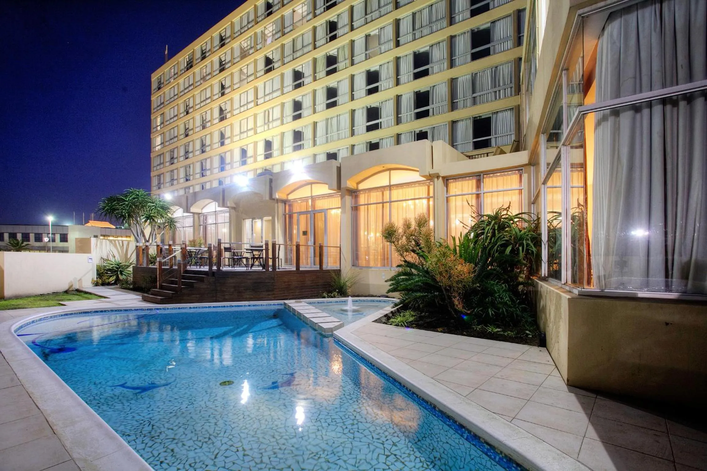 Pool view in Hotel Osner