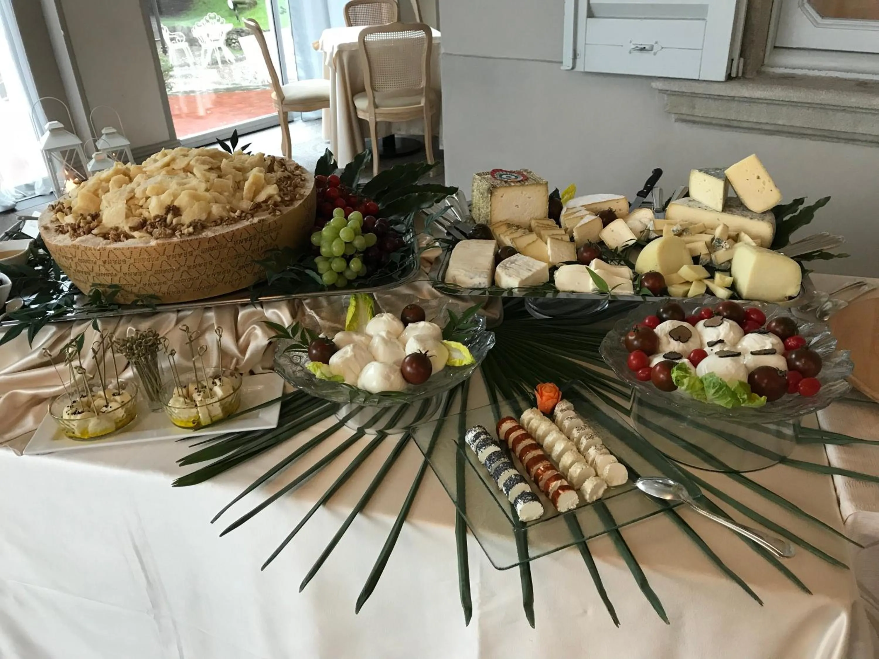 Meals in Boutique Hotel Villa Giulia