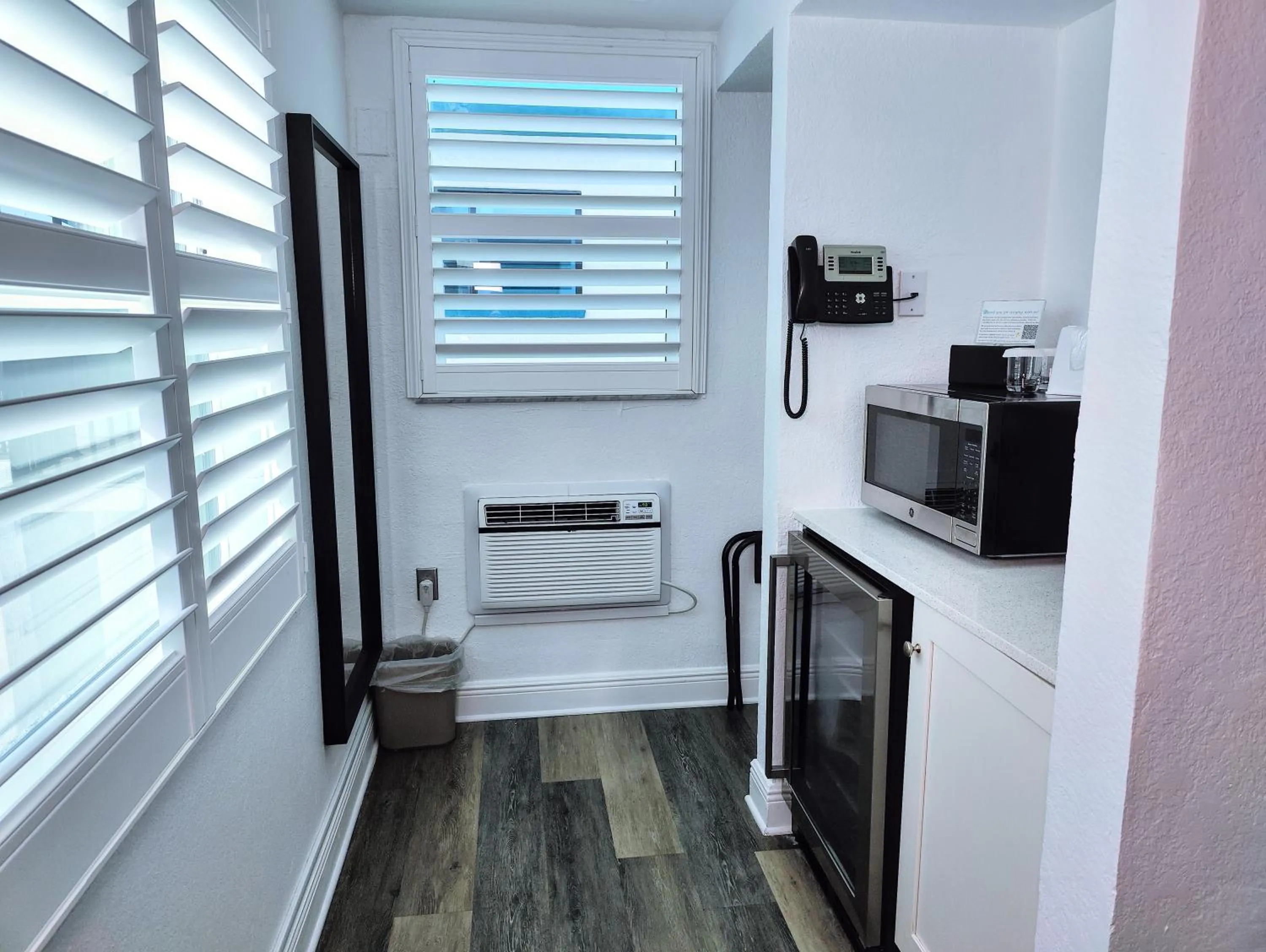 minibar in Tahitian Beach Resort