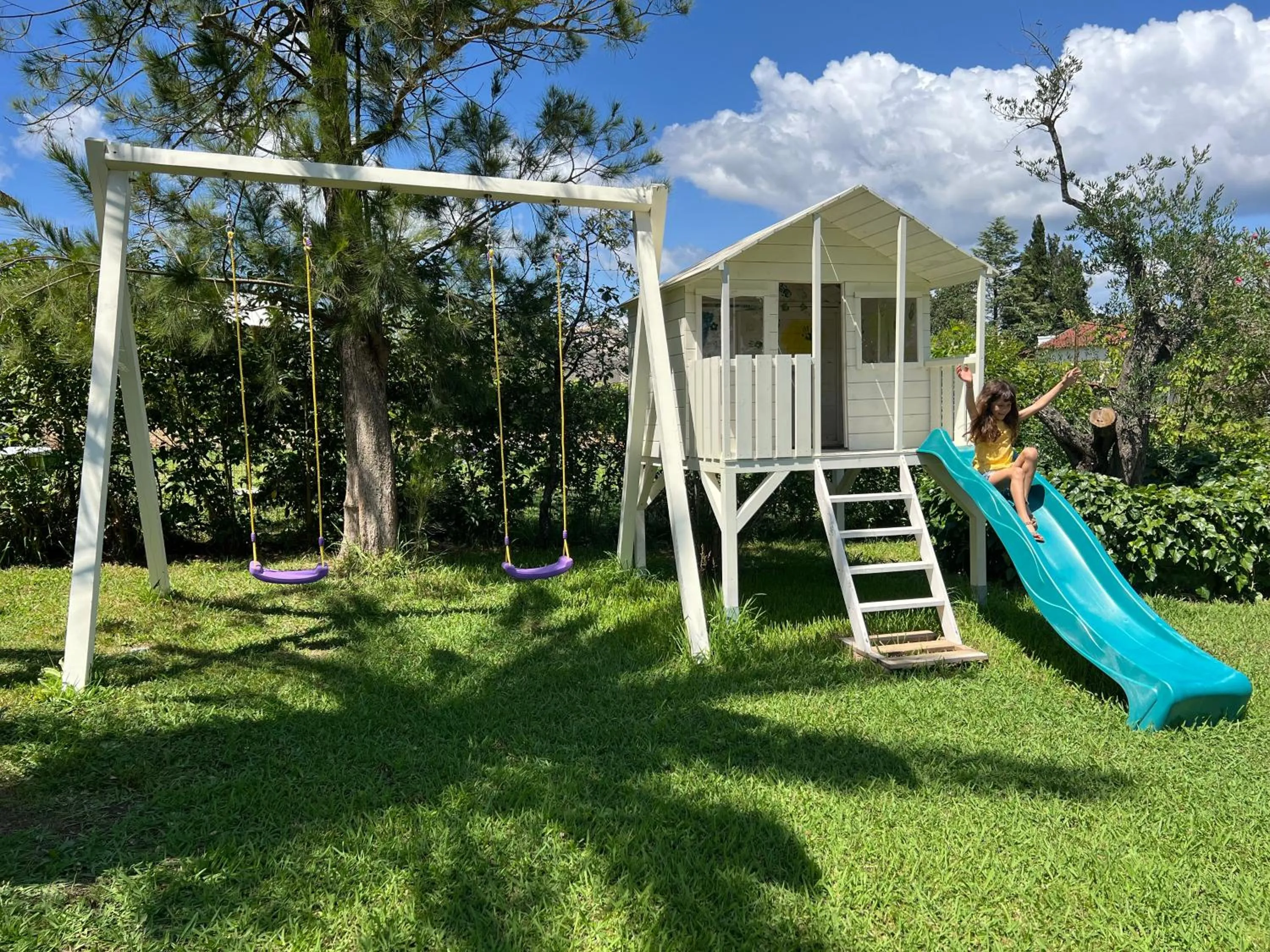 Children play ground in Kapella Apartments