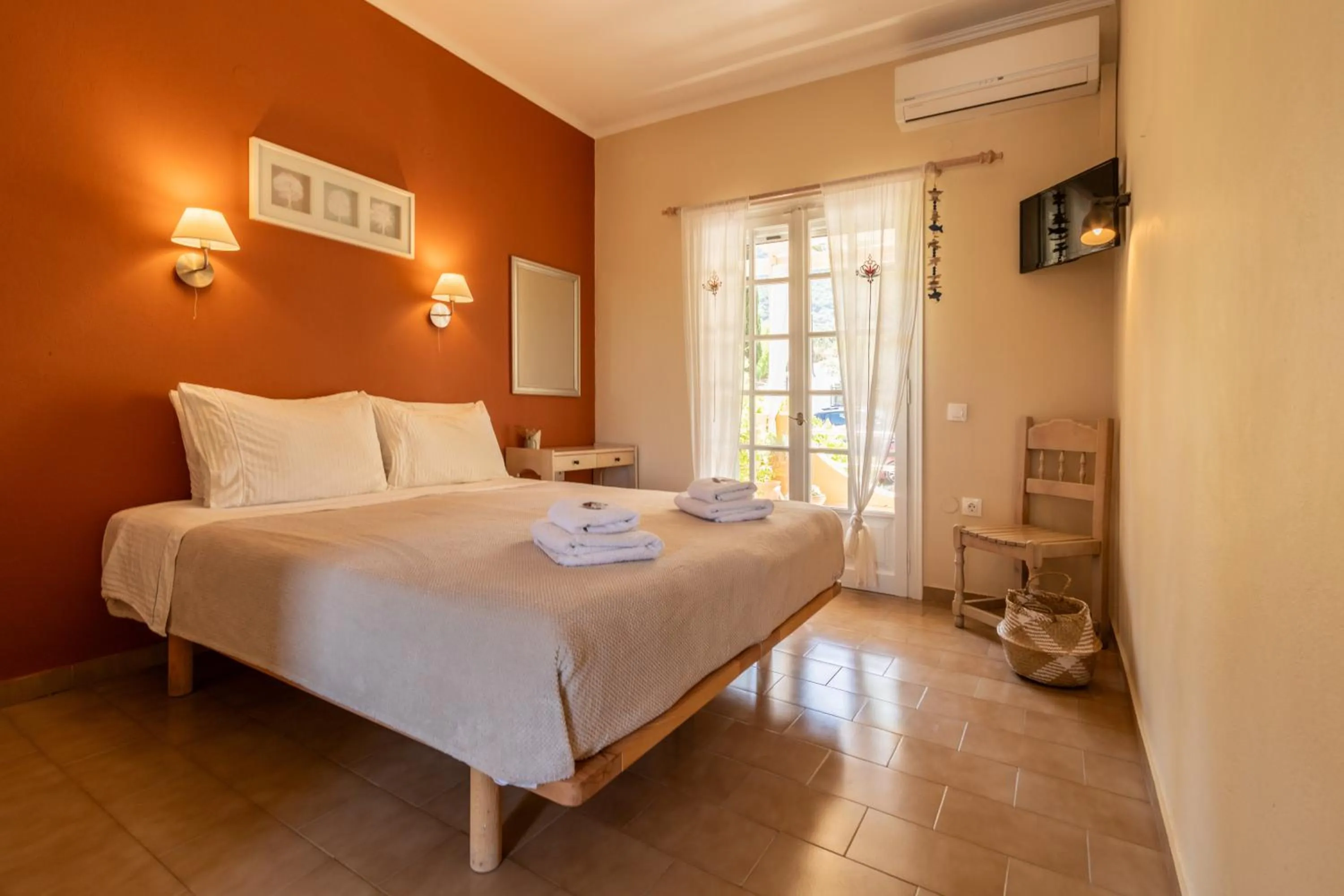 Bed in Kapella Apartments