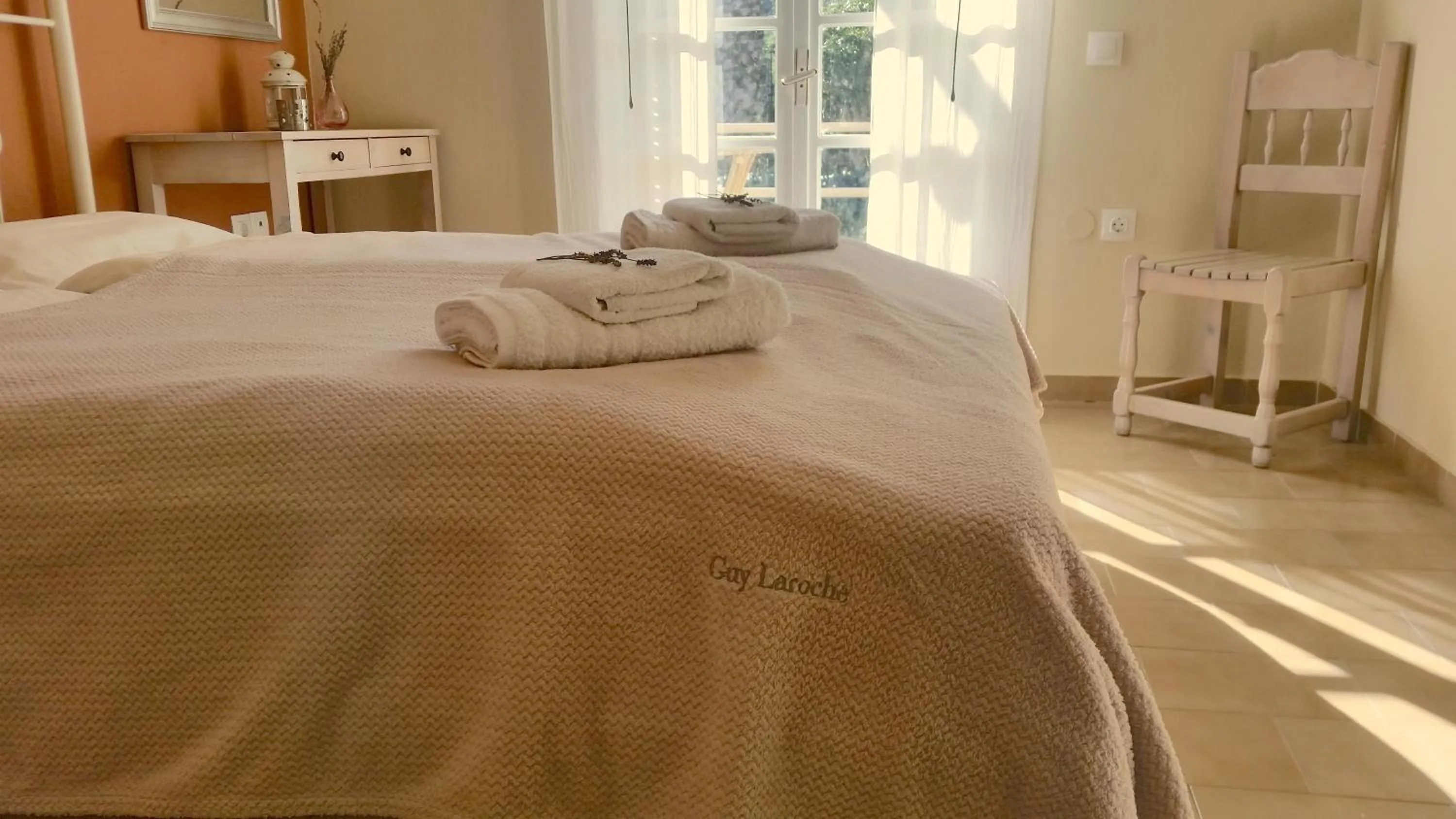 Bed in Kapella Apartments