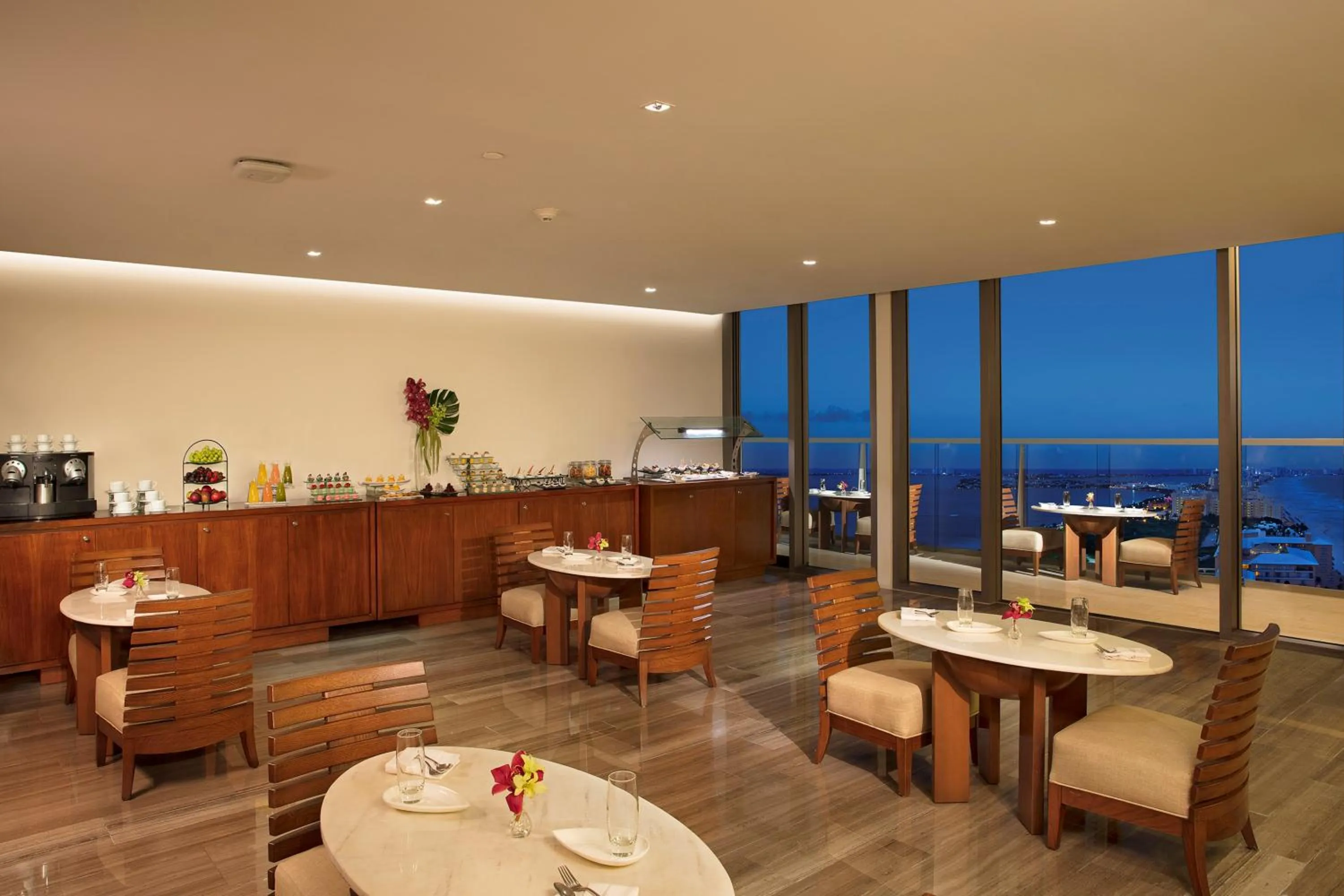 Meals in Secrets The Vine Cancun - All Inclusive Adults Only