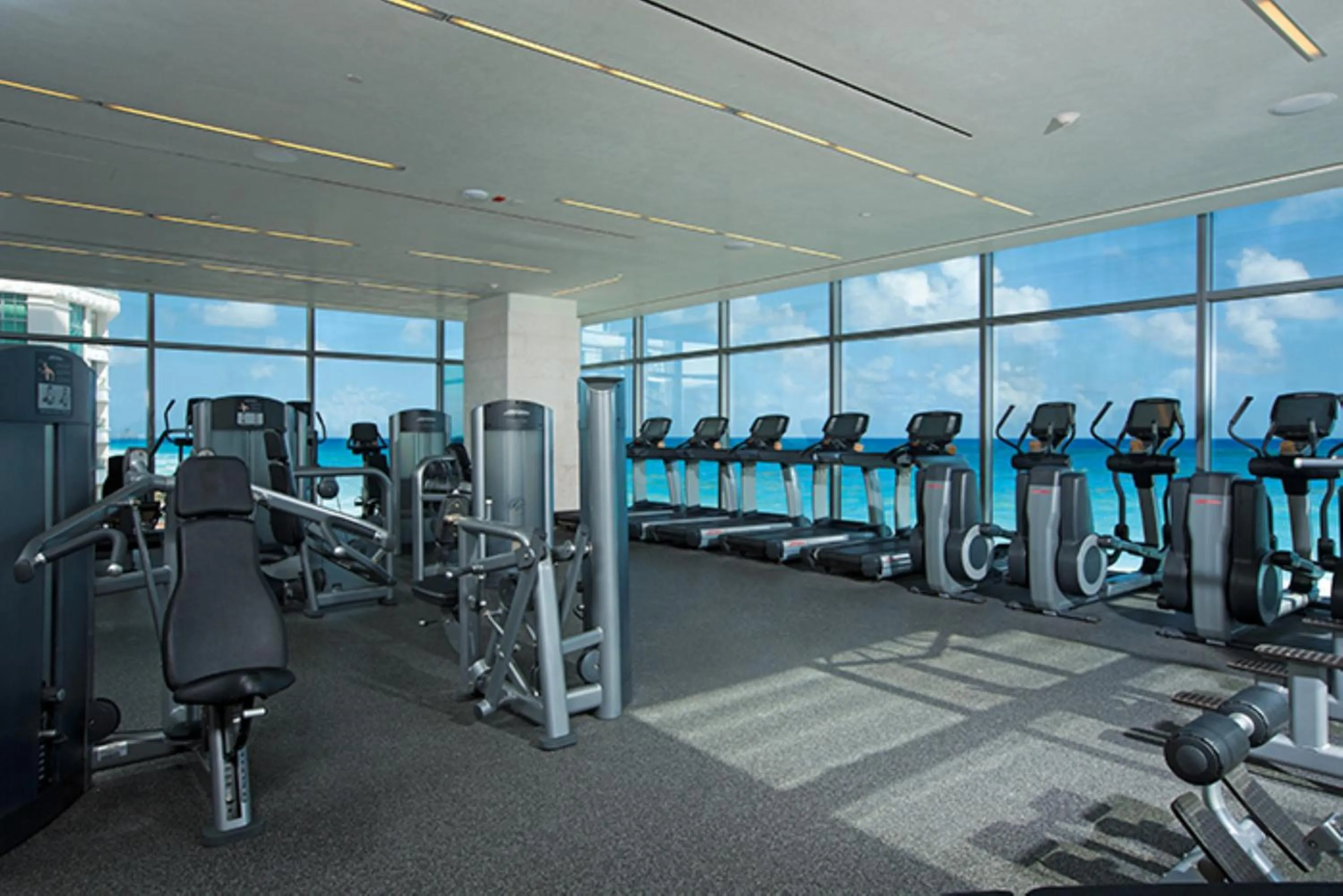 Fitness centre/facilities in Secrets The Vine Cancun - All Inclusive Adults Only