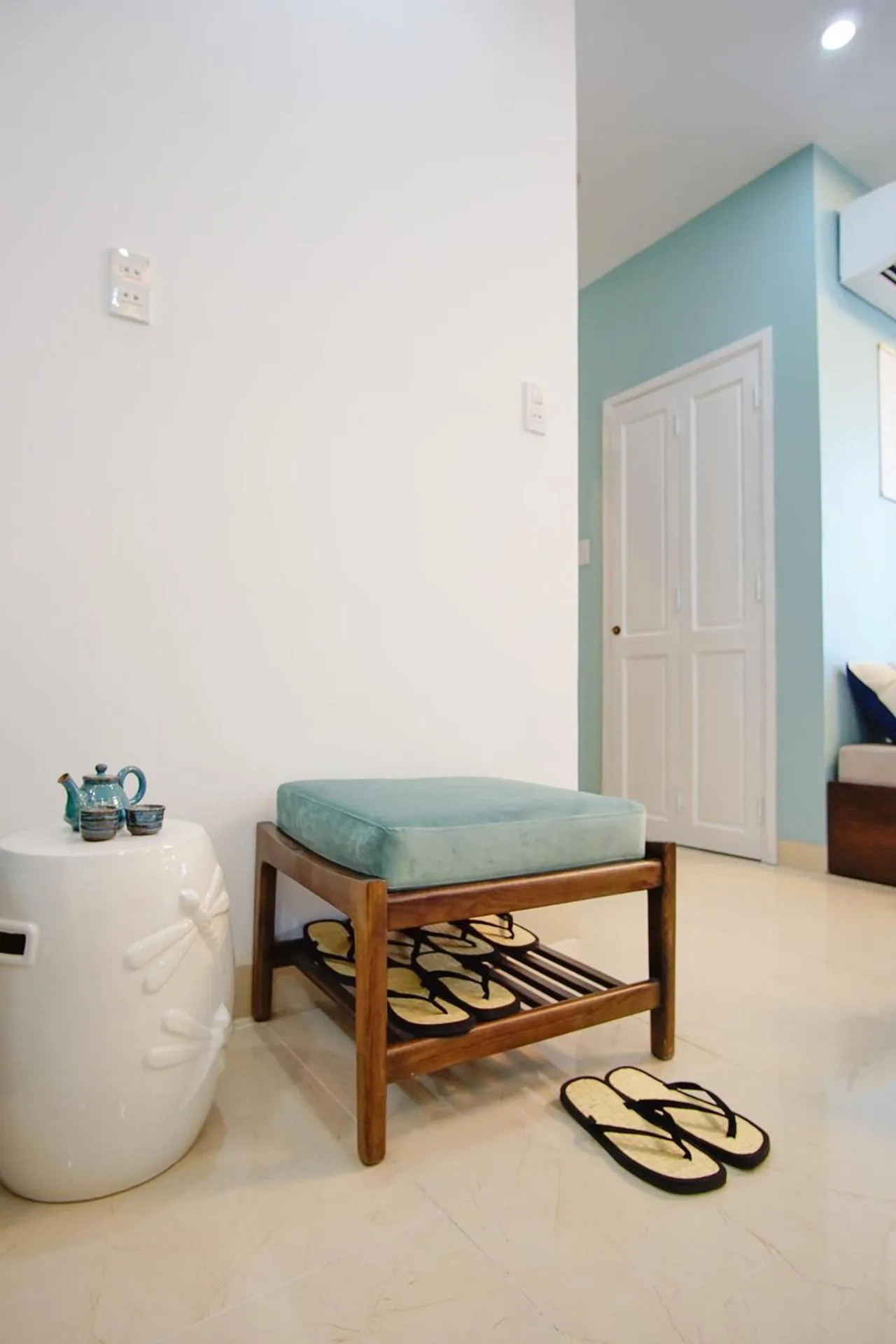 Decorative detail in Phuong Tran Apartment and Hotel