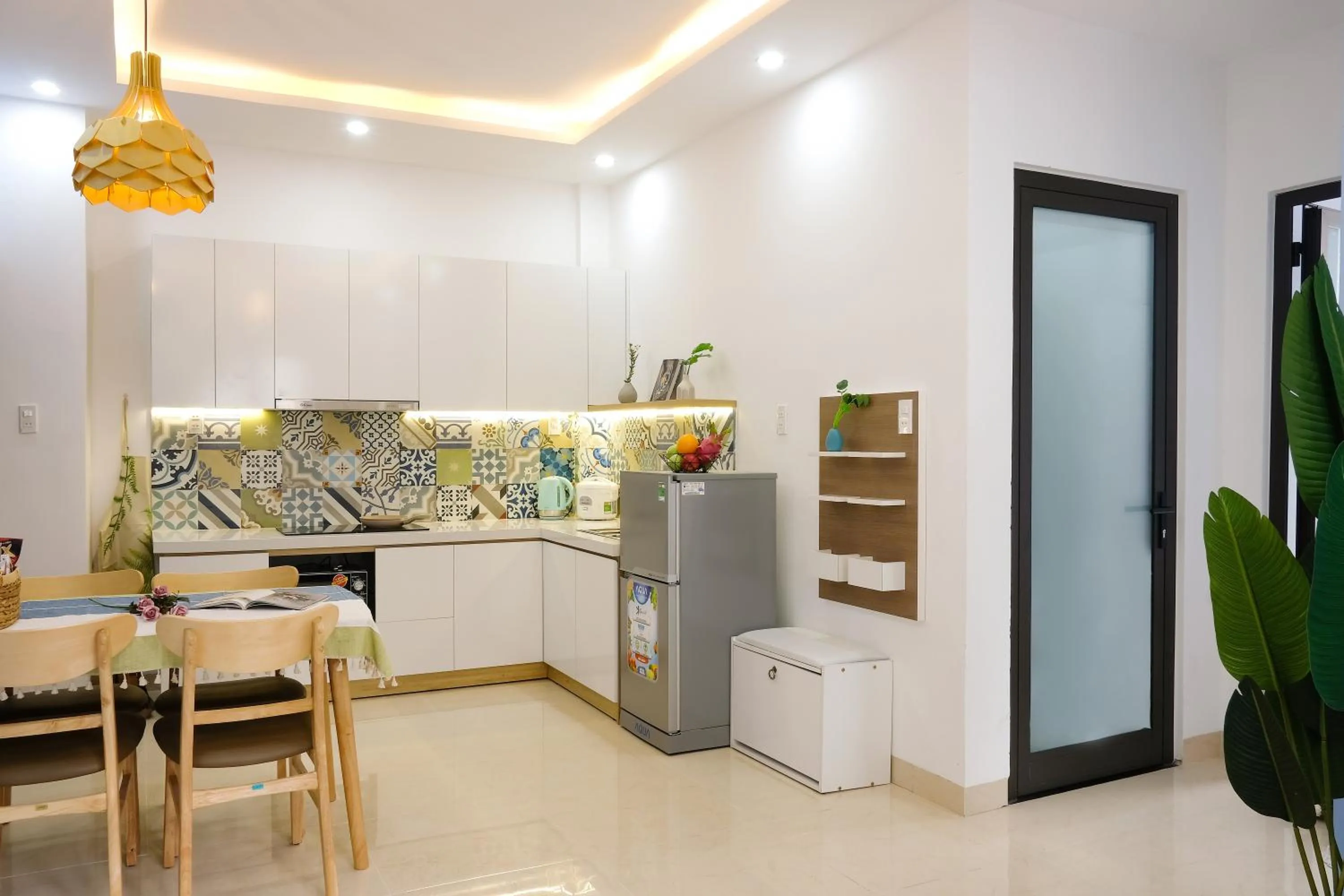 Kitchen or kitchenette in Phuong Tran Apartment and Hotel