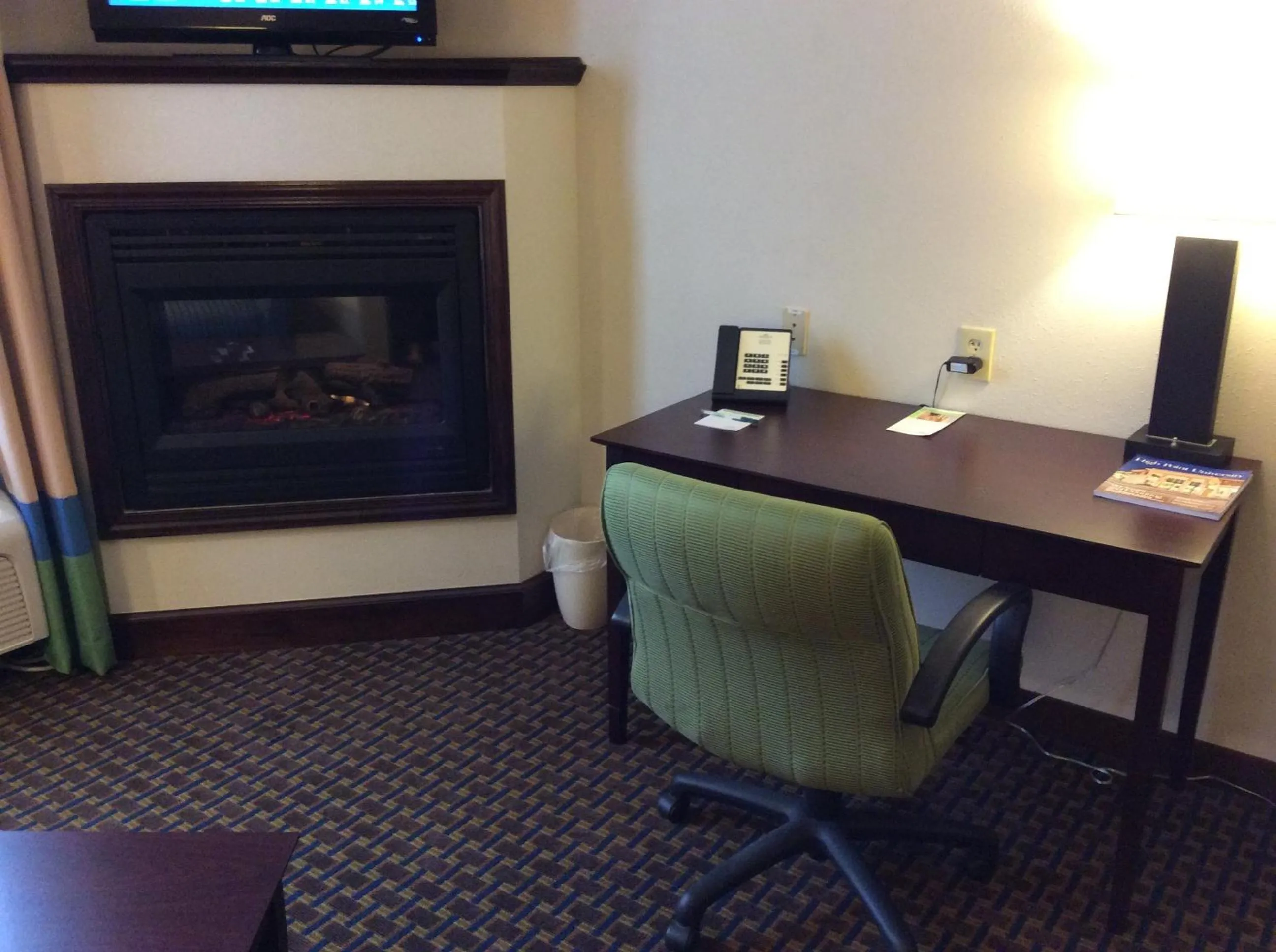 Decorative detail in Wingate by Wyndham High Point Greensboro Airport South