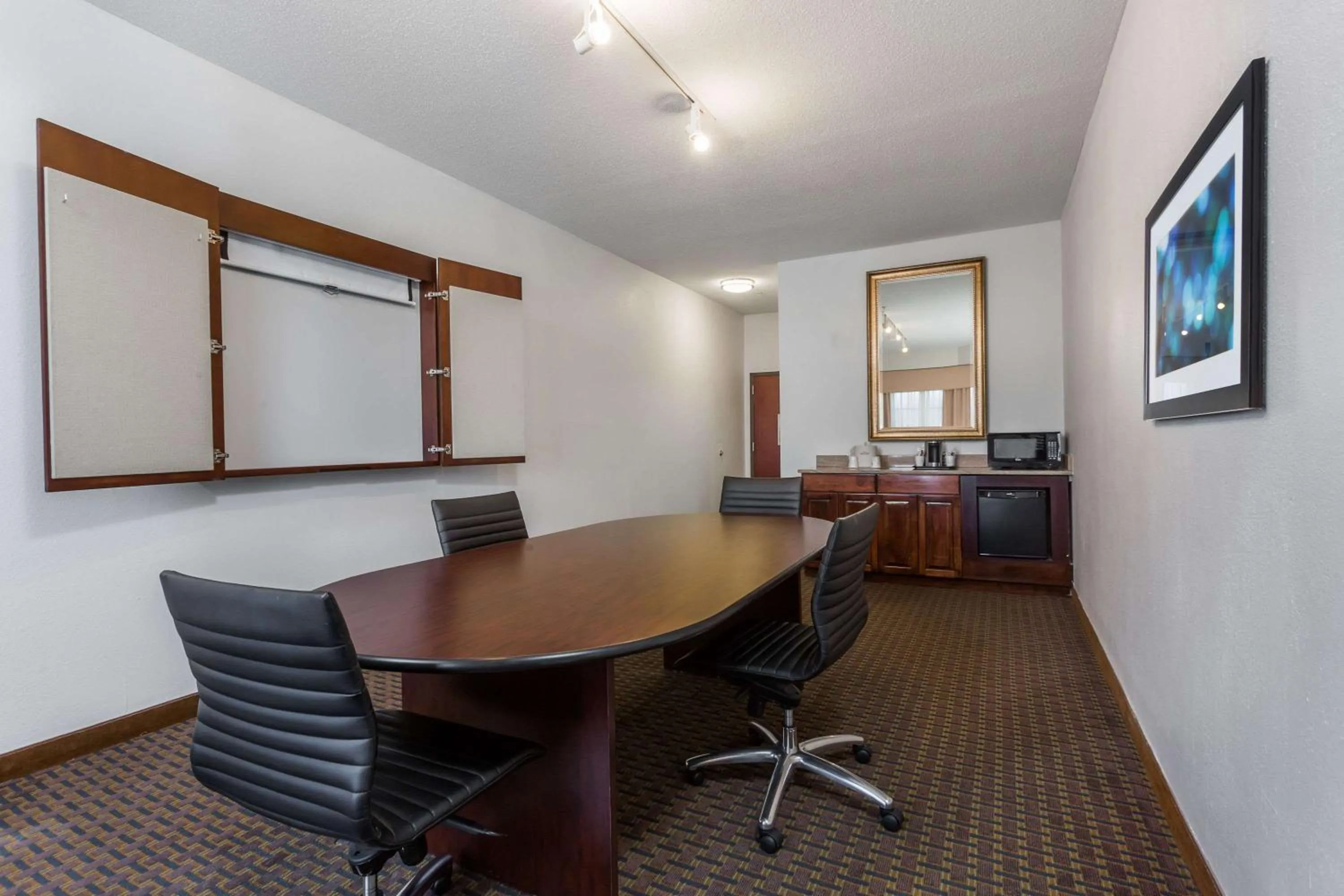 On site in Wingate by Wyndham High Point Greensboro Airport South