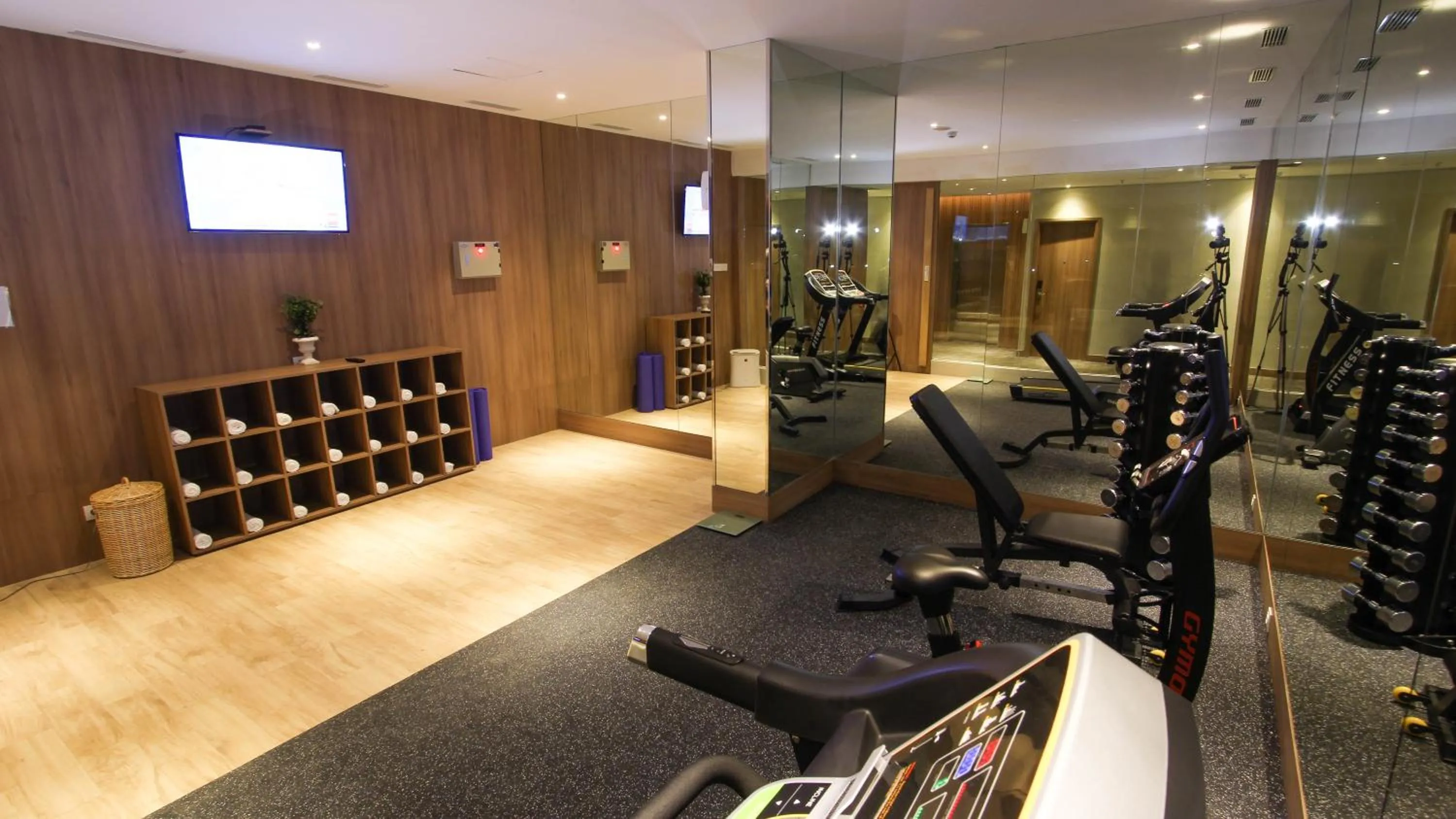 Fitness centre/facilities in Kuretakeso Kemang Hotel