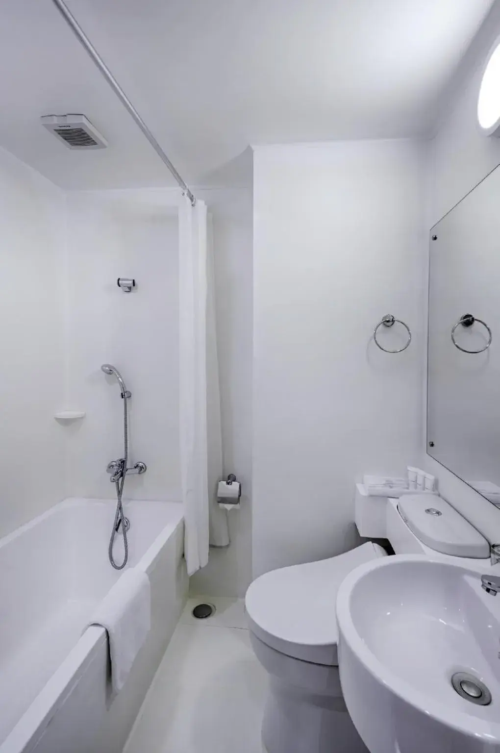 Japanese Tatami Double Room in Kuretakeso Kemang Hotel Japanese Tatami Double Room in Kuretakeso Kemang Hotel