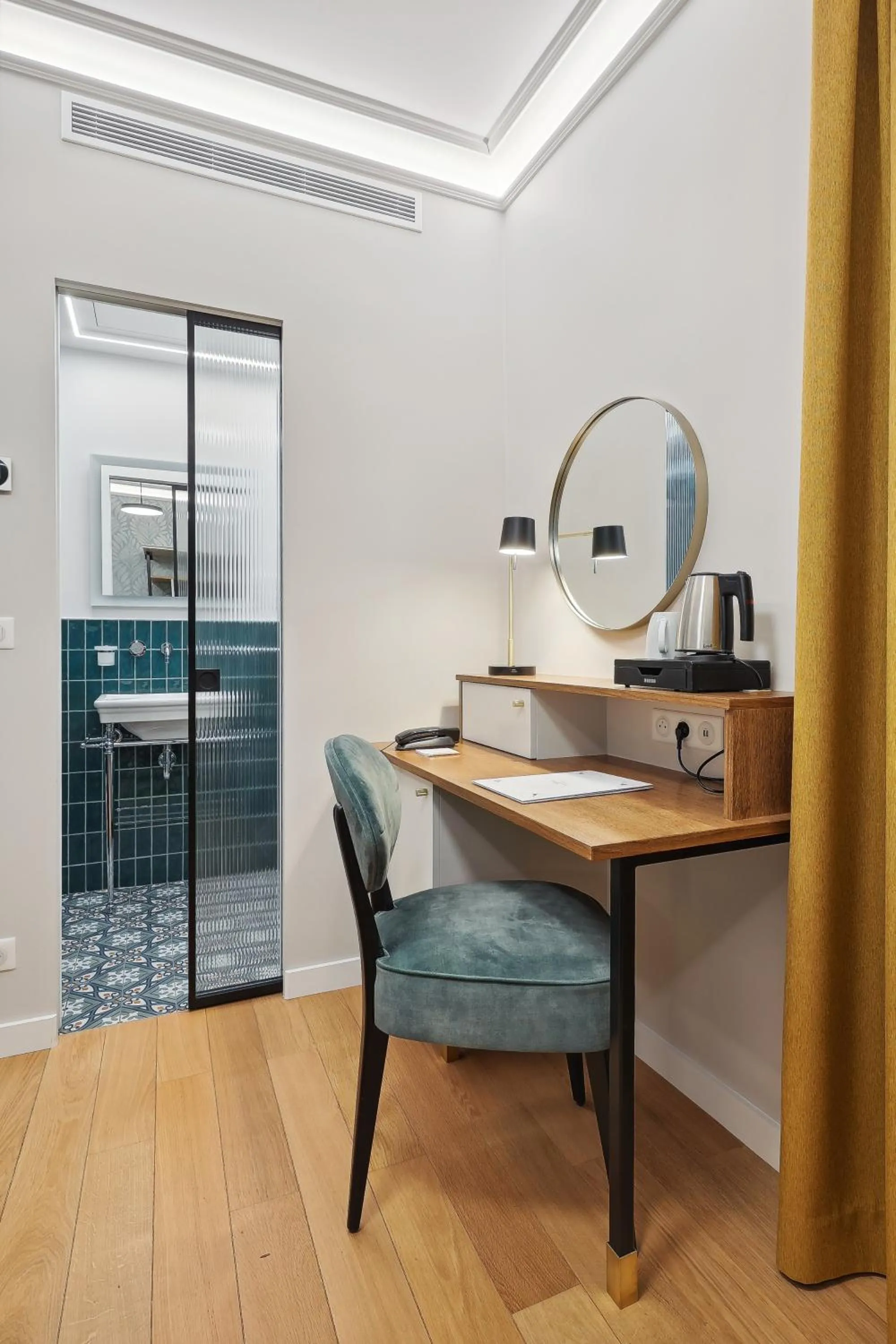 Seating area in Hôtel du Levant