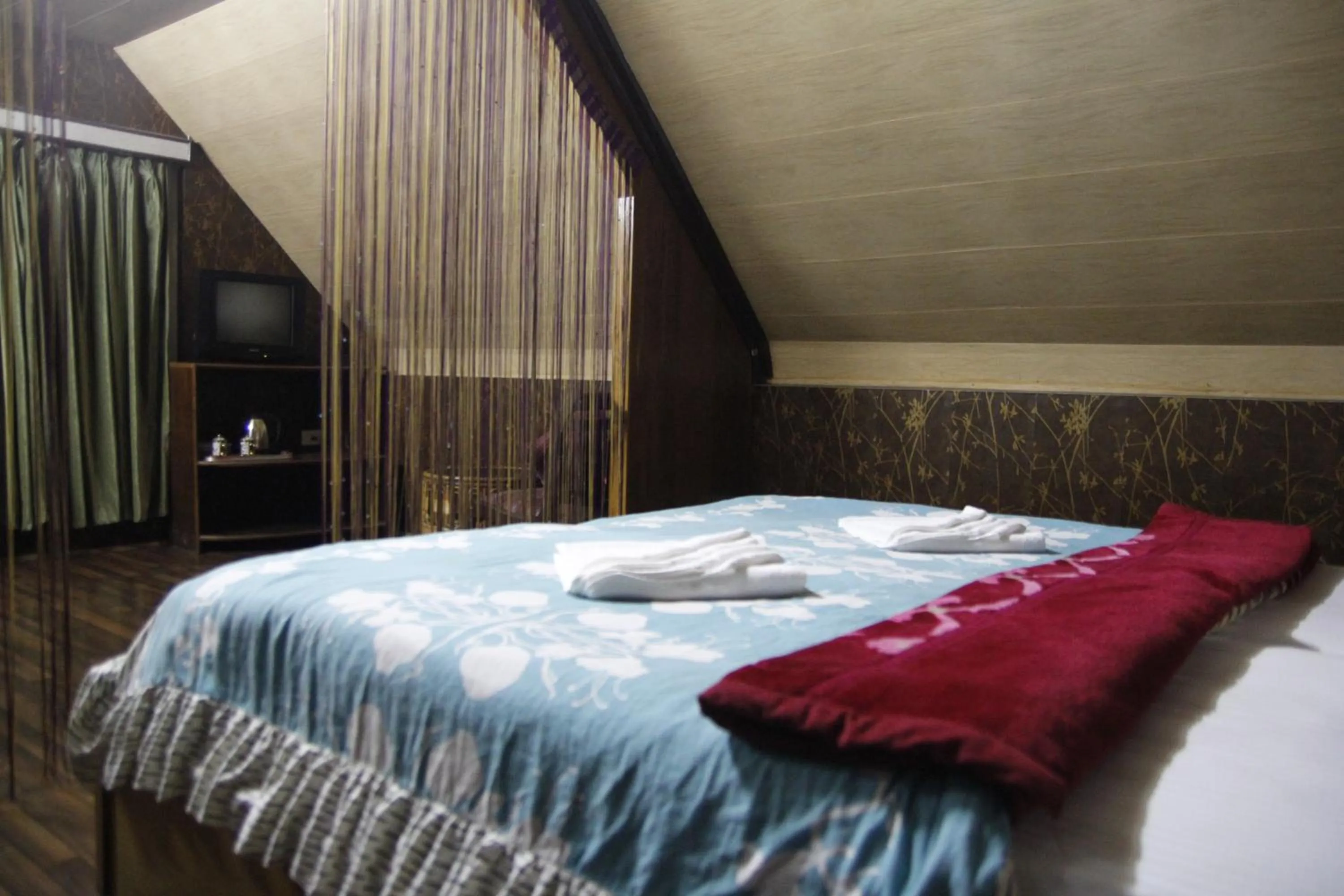 Bed in Mandarin Resort - Kaluk