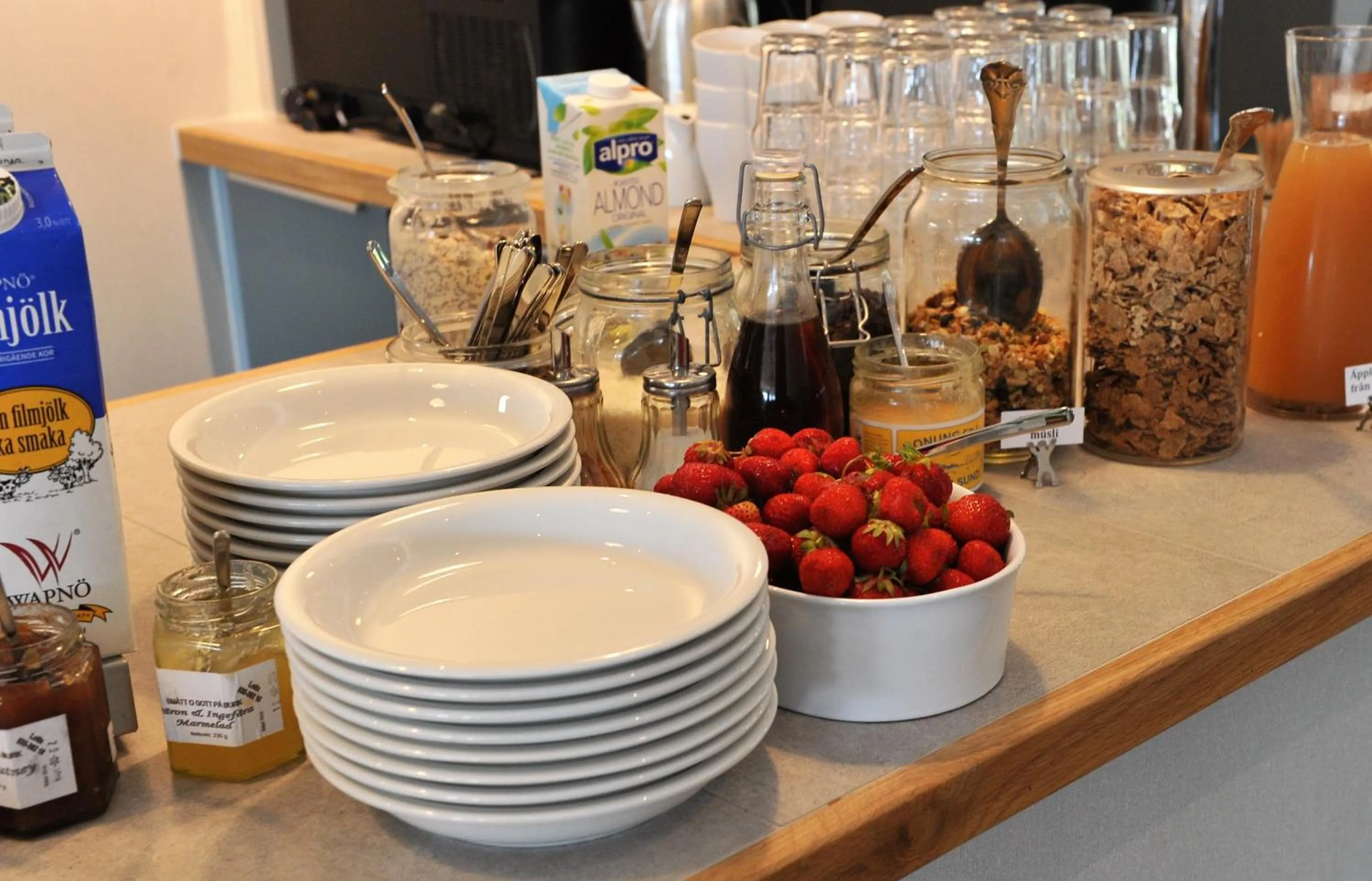 Breakfast in Tiraholms hotell