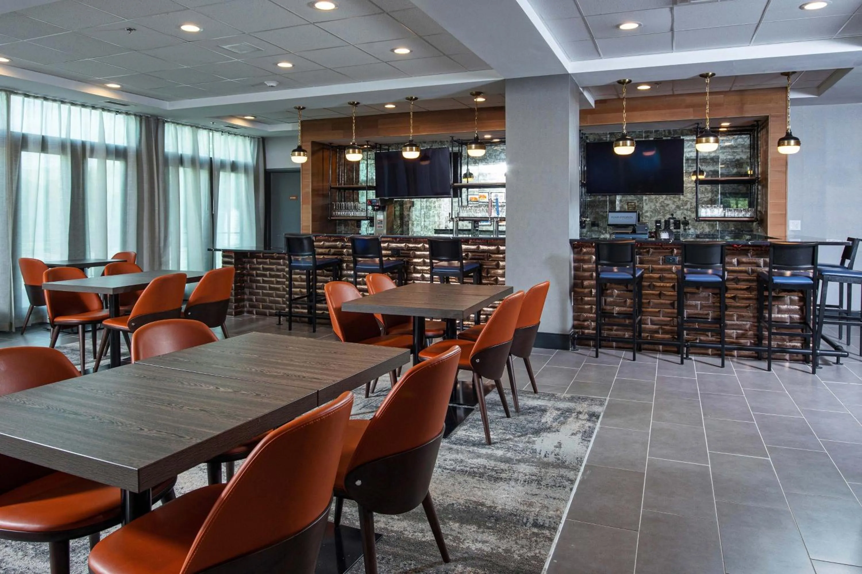 Restaurant/places to eat in Four Points by Sheraton Appleton