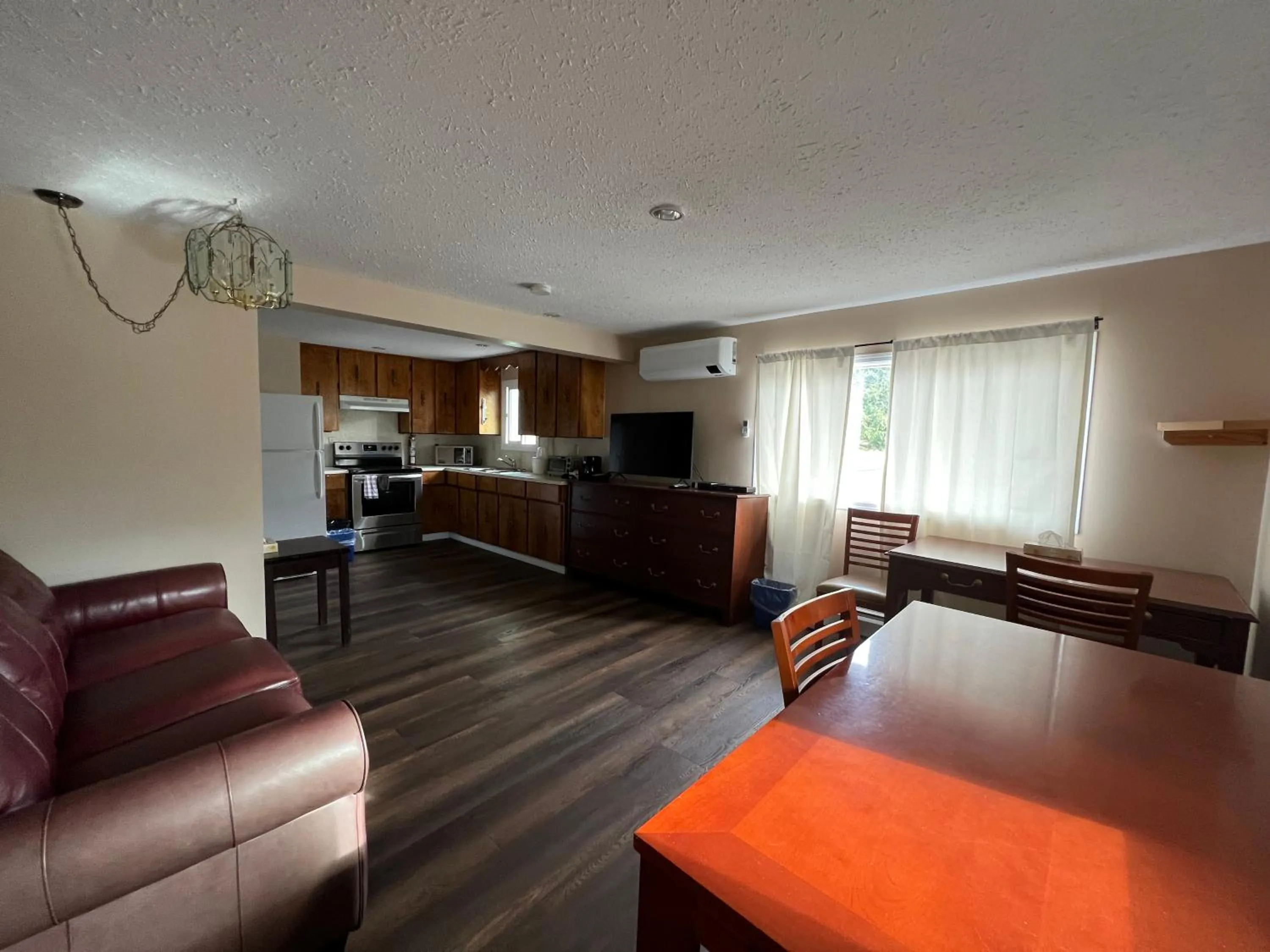 TV and multimedia in Villa Motel