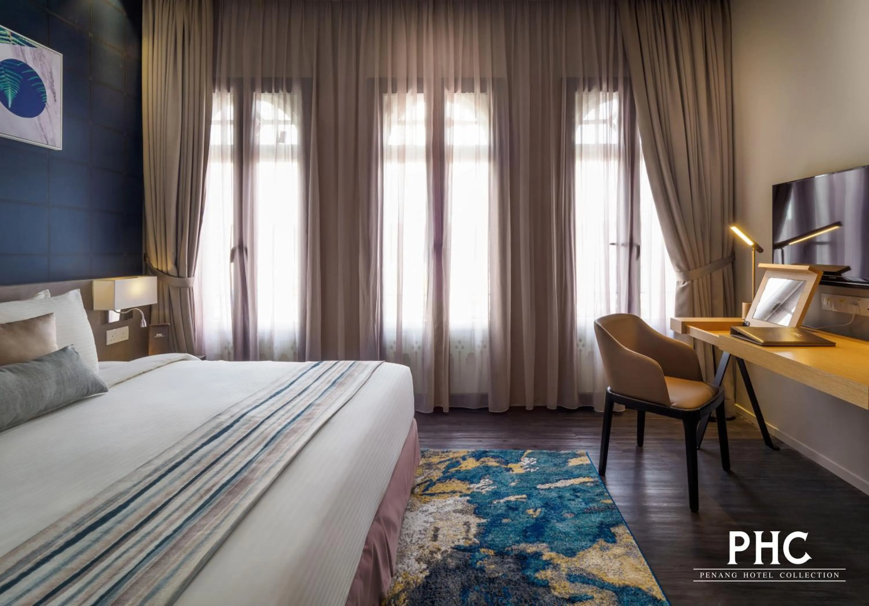 Bedroom, Bed in Bahari Parade Hotel Managed by The Ascott Limited